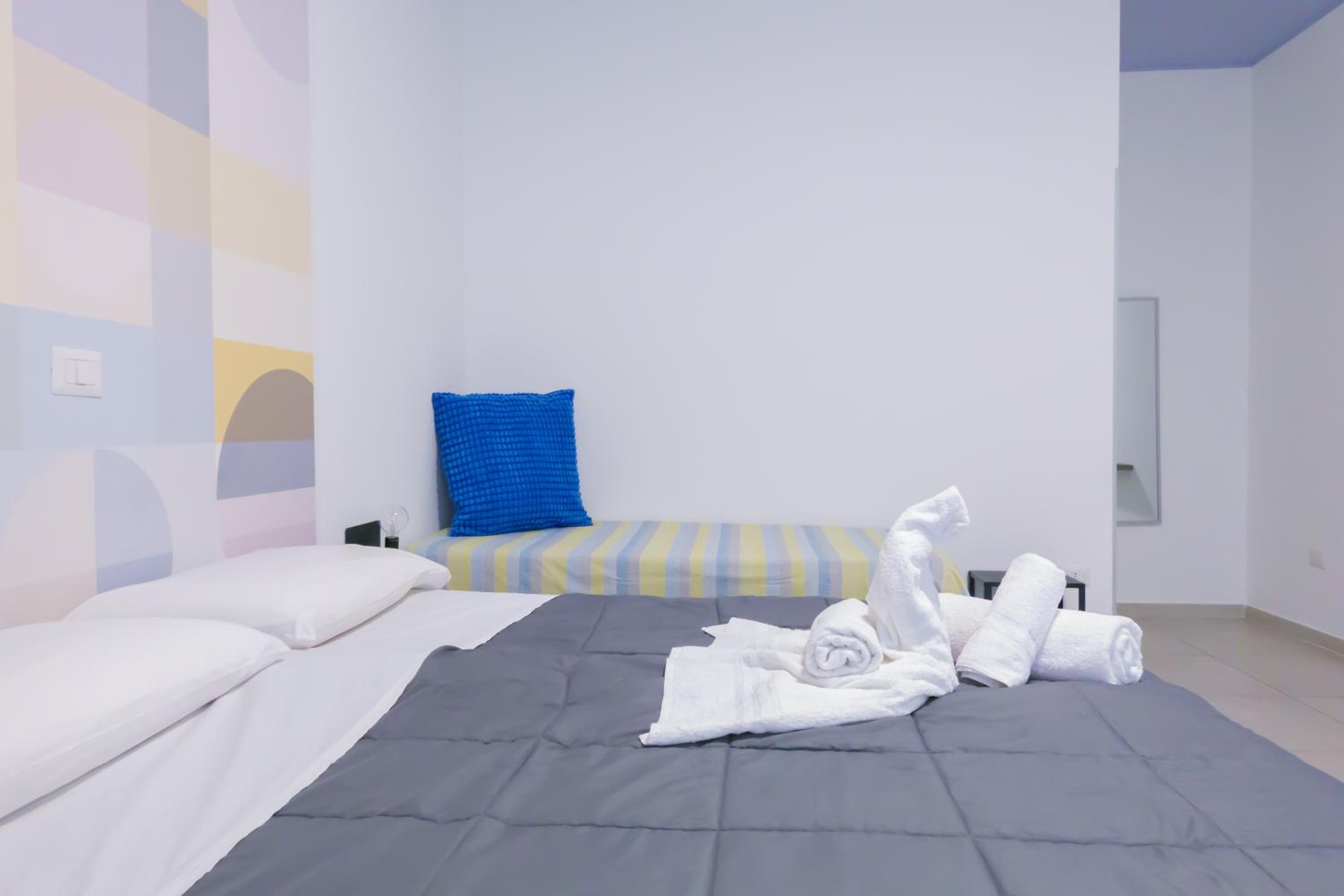 Sleep INN Toledo - SELF CHECK-IN
