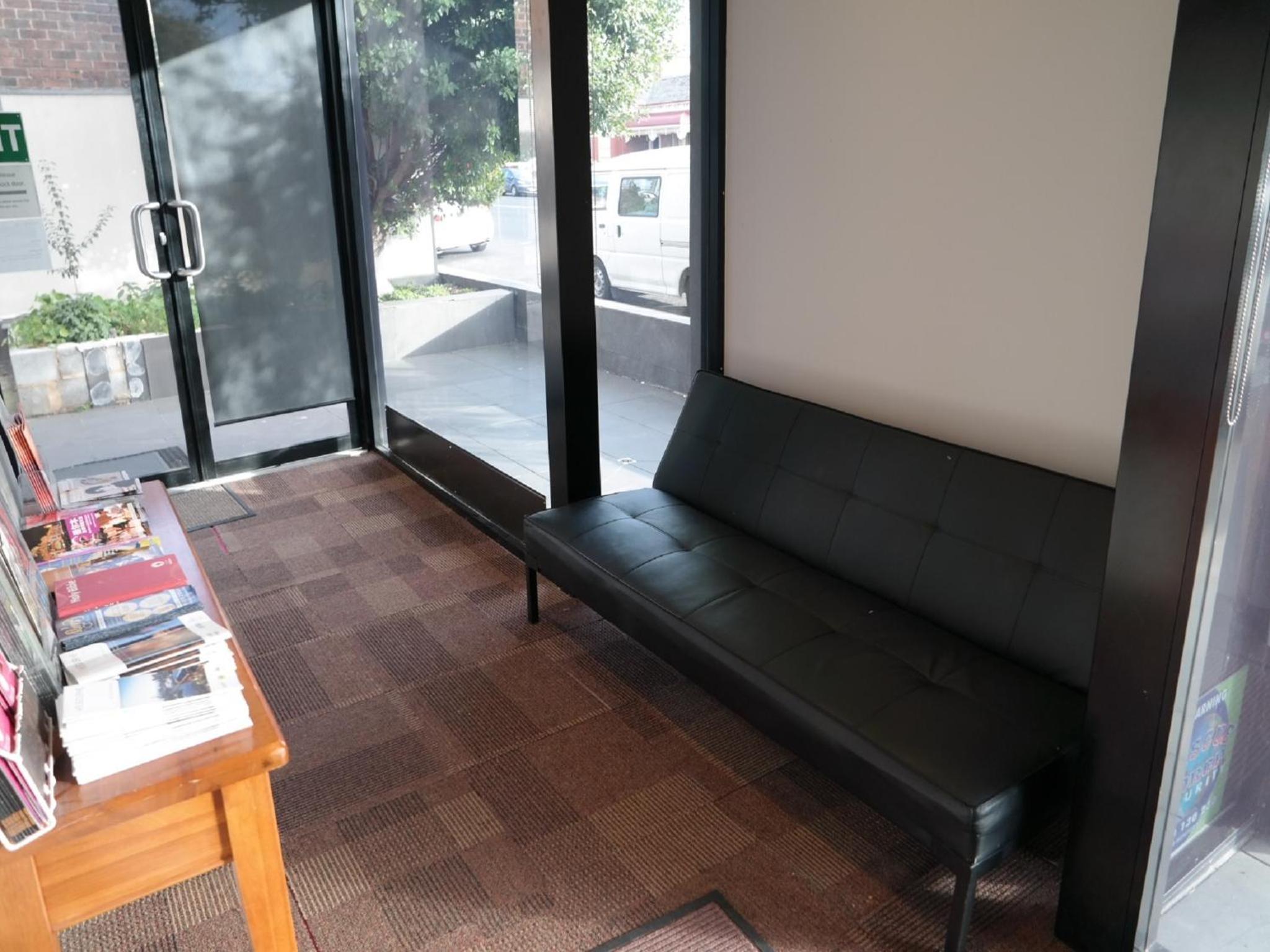 Photo 8
