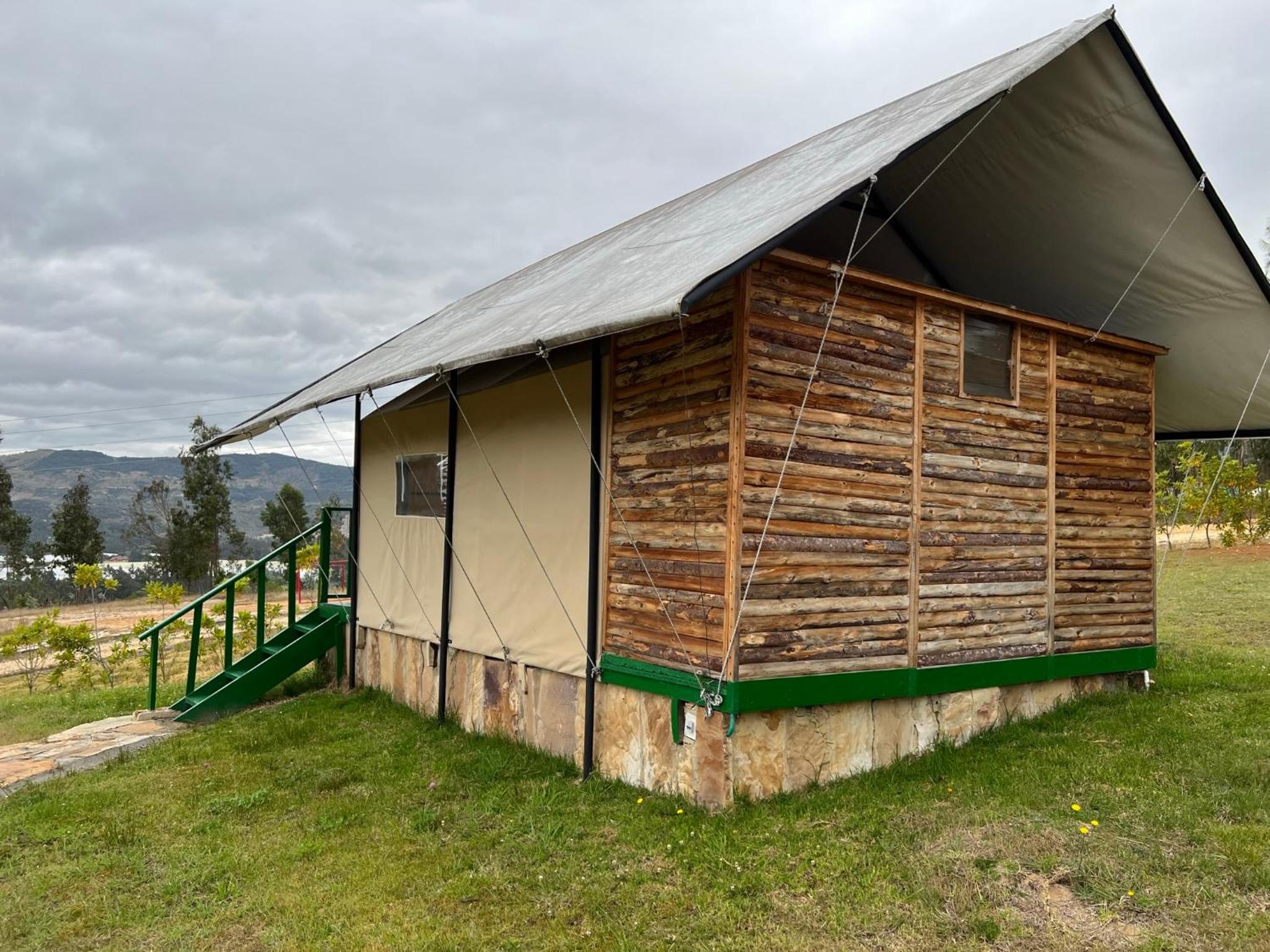 Coclí Glamping Suesca