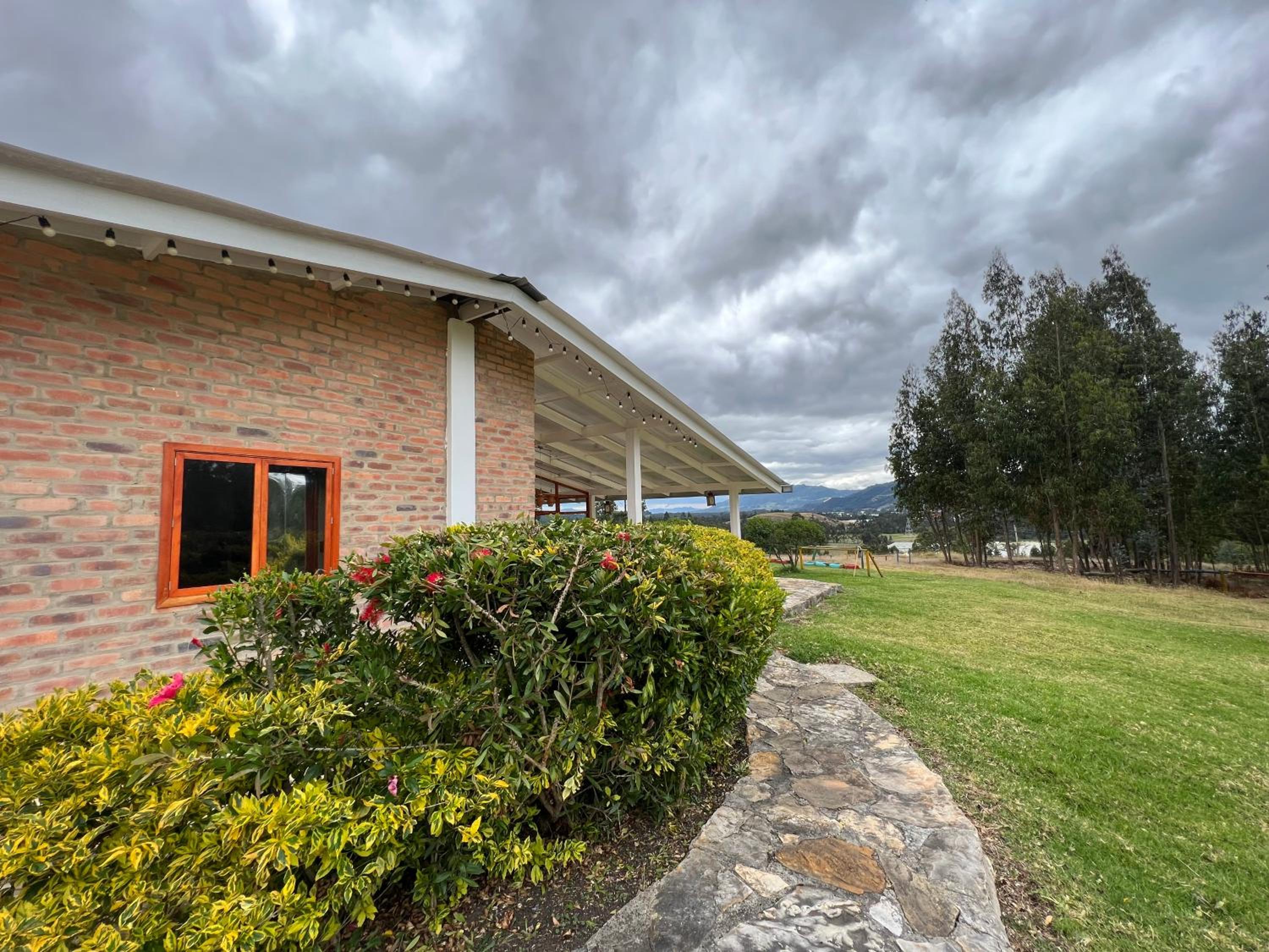 Coclí Glamping Suesca