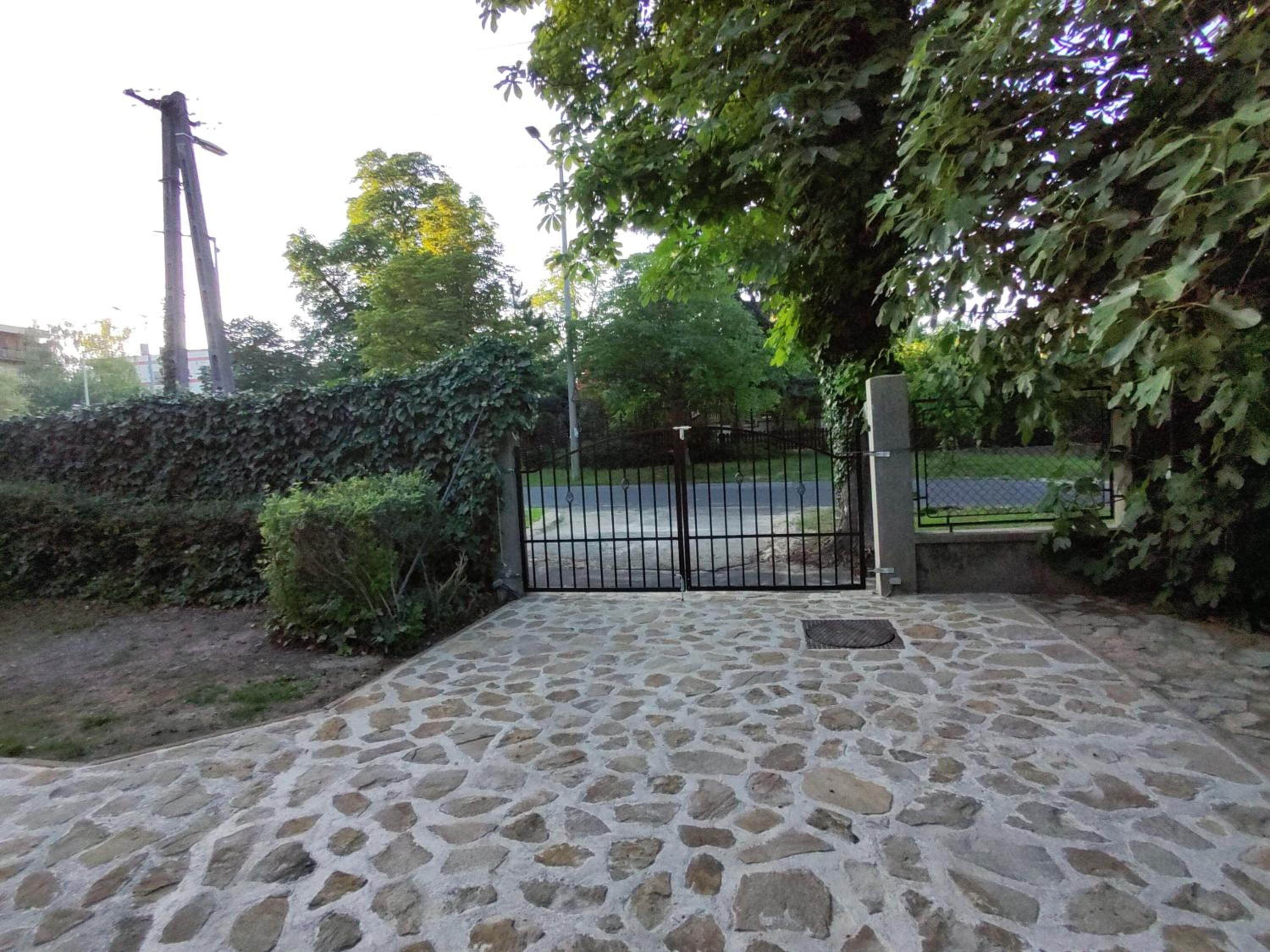 Photo 45