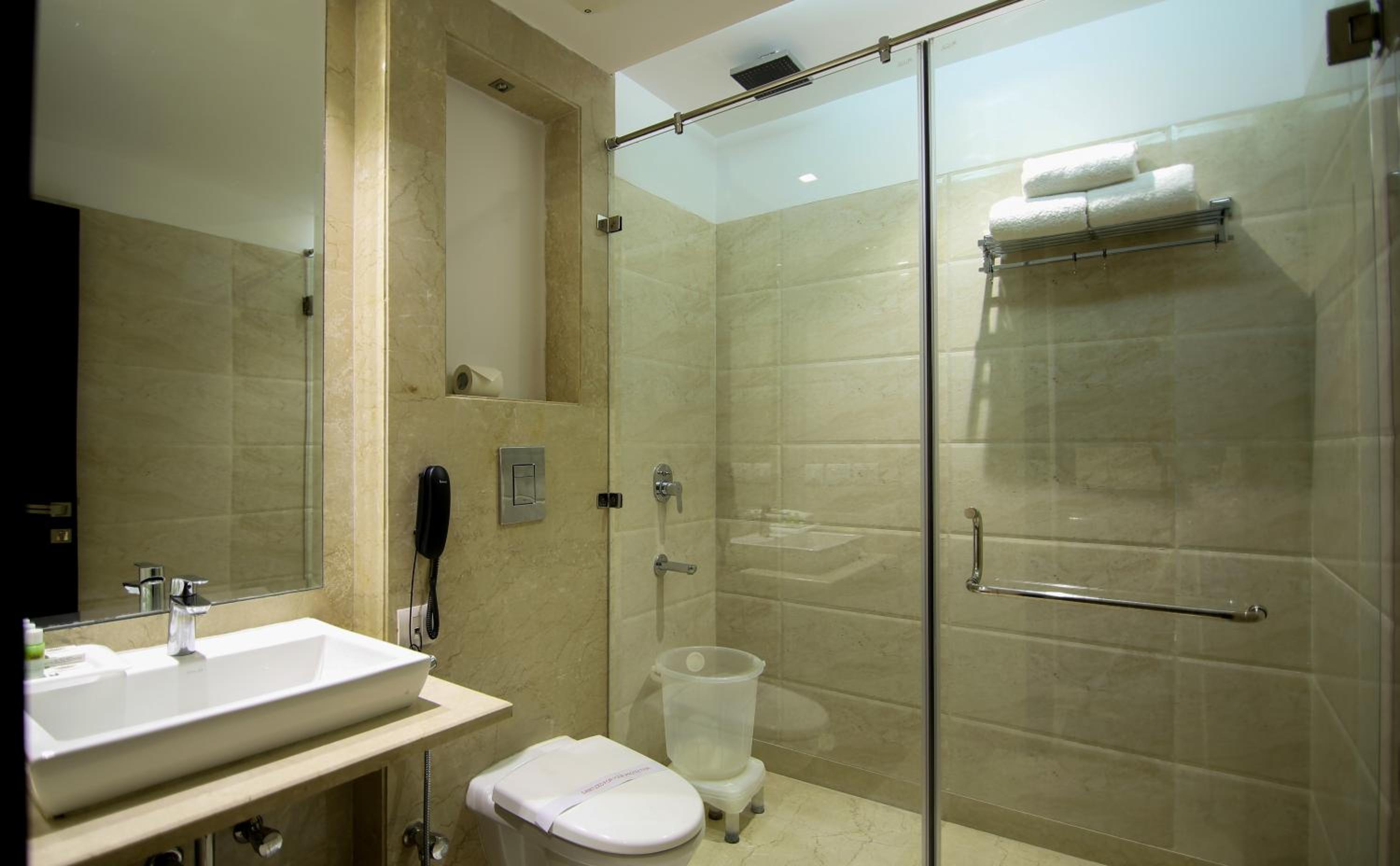 Hotel The Prime Balaji Deluxe, City Centre, With Free Airport Pickup - Image 3