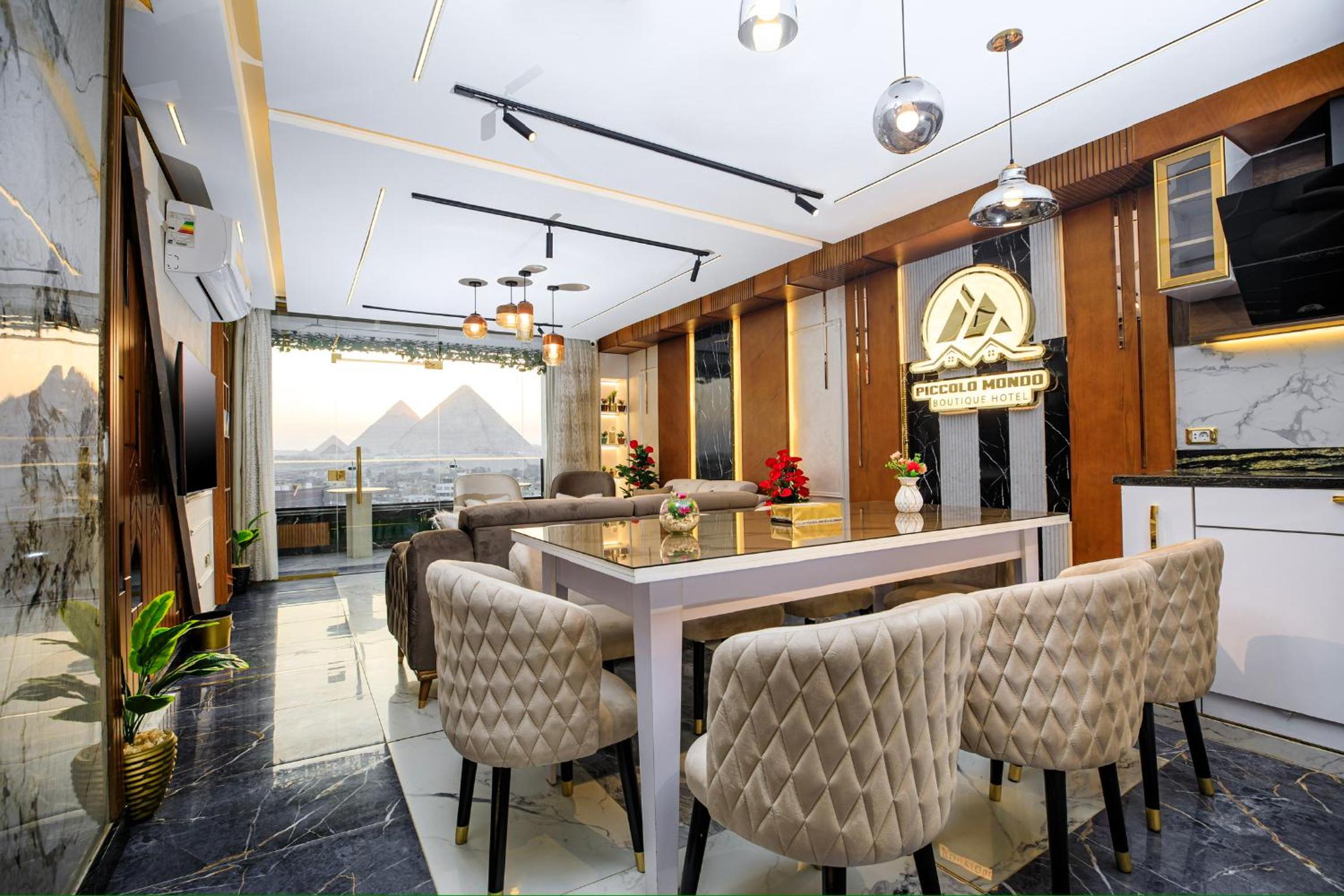Piccolo Mondo Boutique Hotel