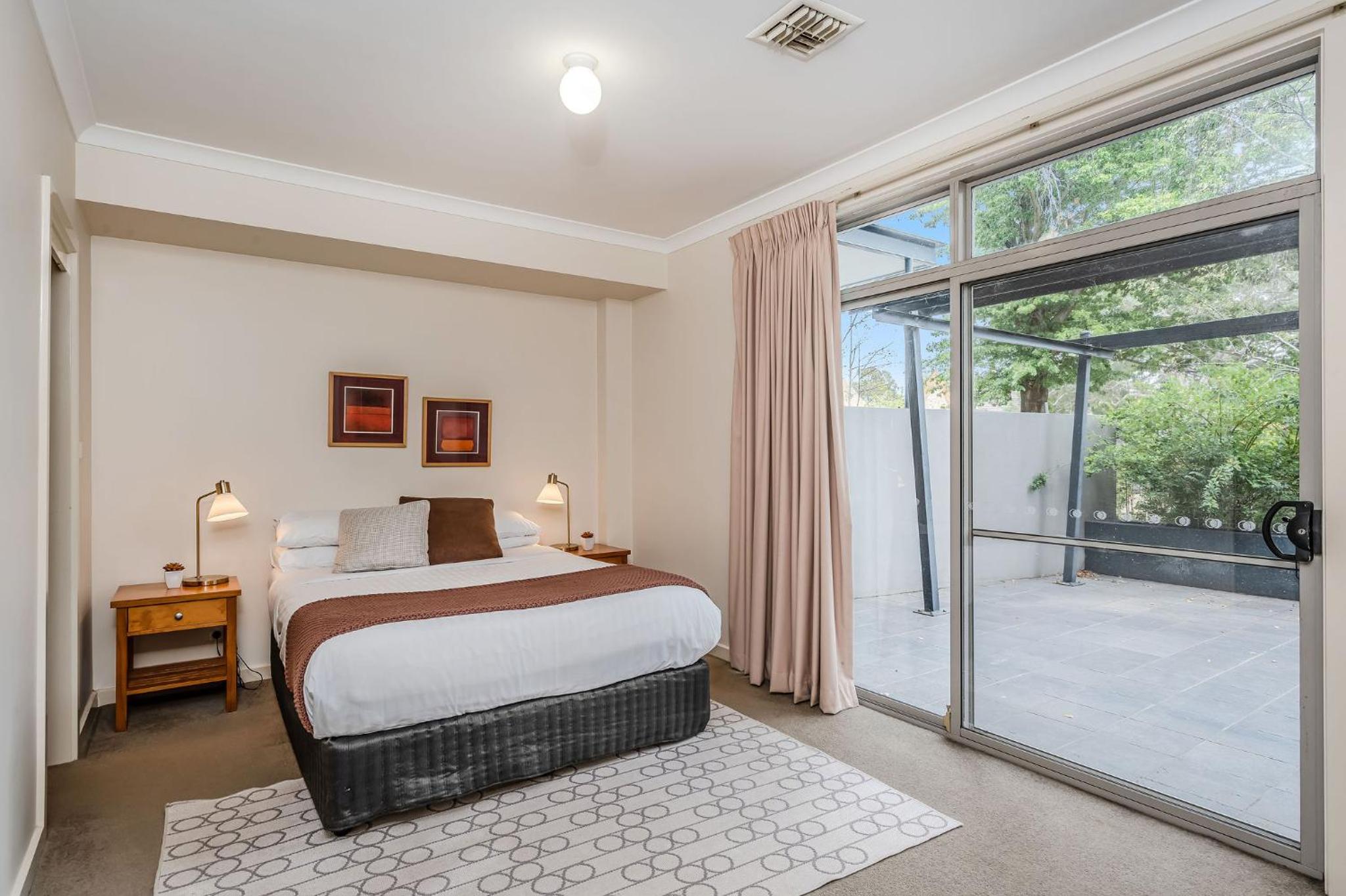 Canberra Vacations - CityStyle Apartments - Property Image 1