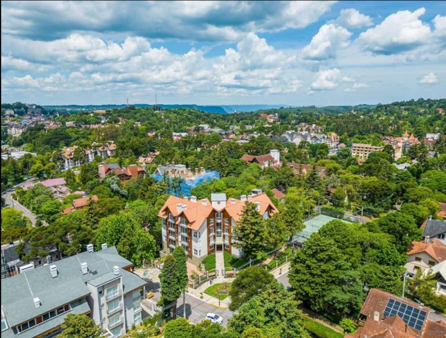 Luxuoso Apartamento em Gramado - 2 Suítes