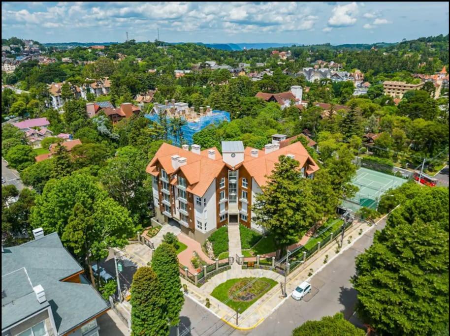 Luxuoso Apartamento em Gramado - 2 Suítes