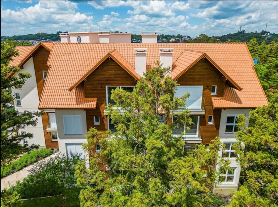 Luxuoso Apartamento em Gramado - 2 Suítes