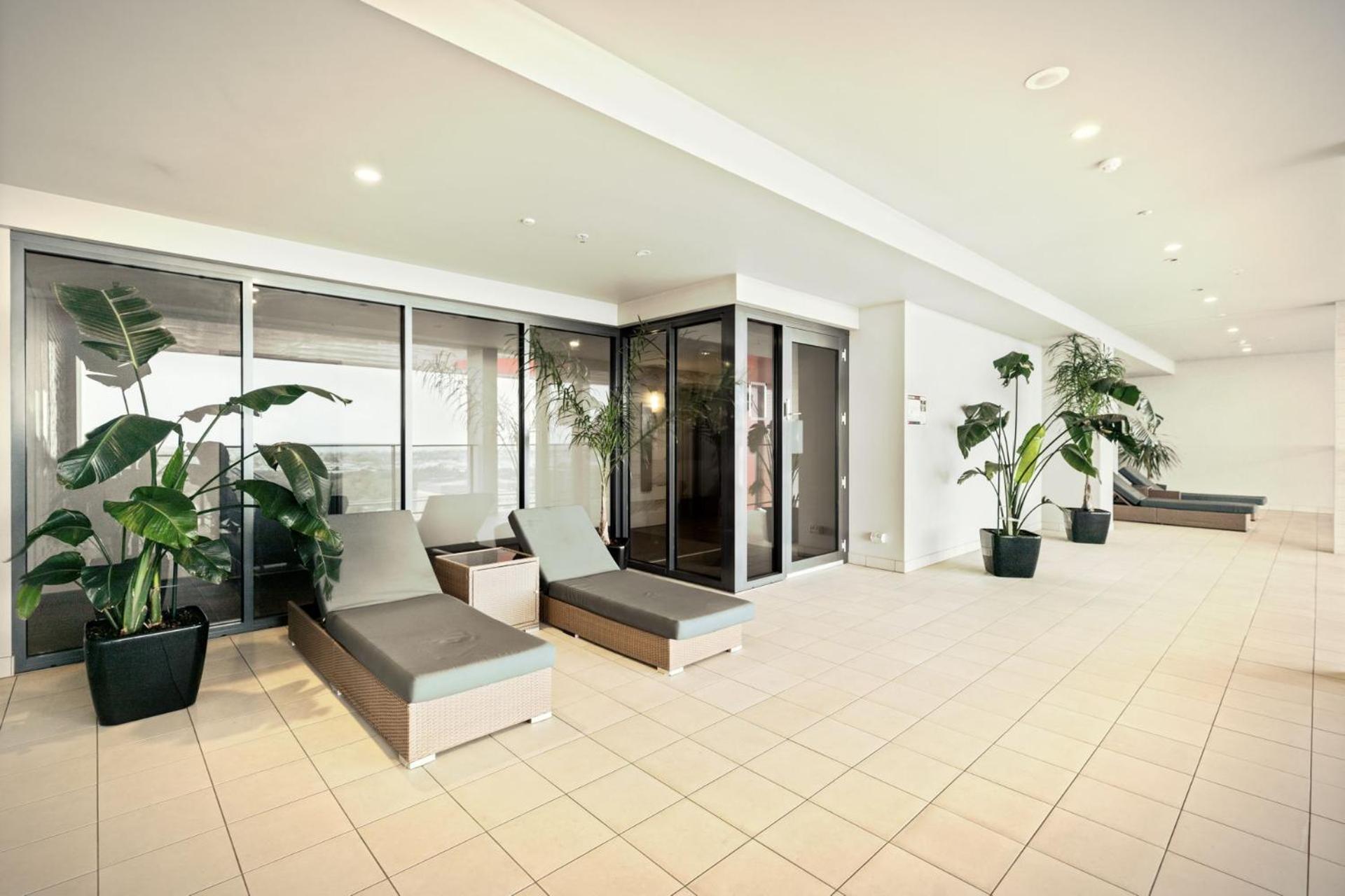 2 BR Apartment with Stunning Views and Car Parking