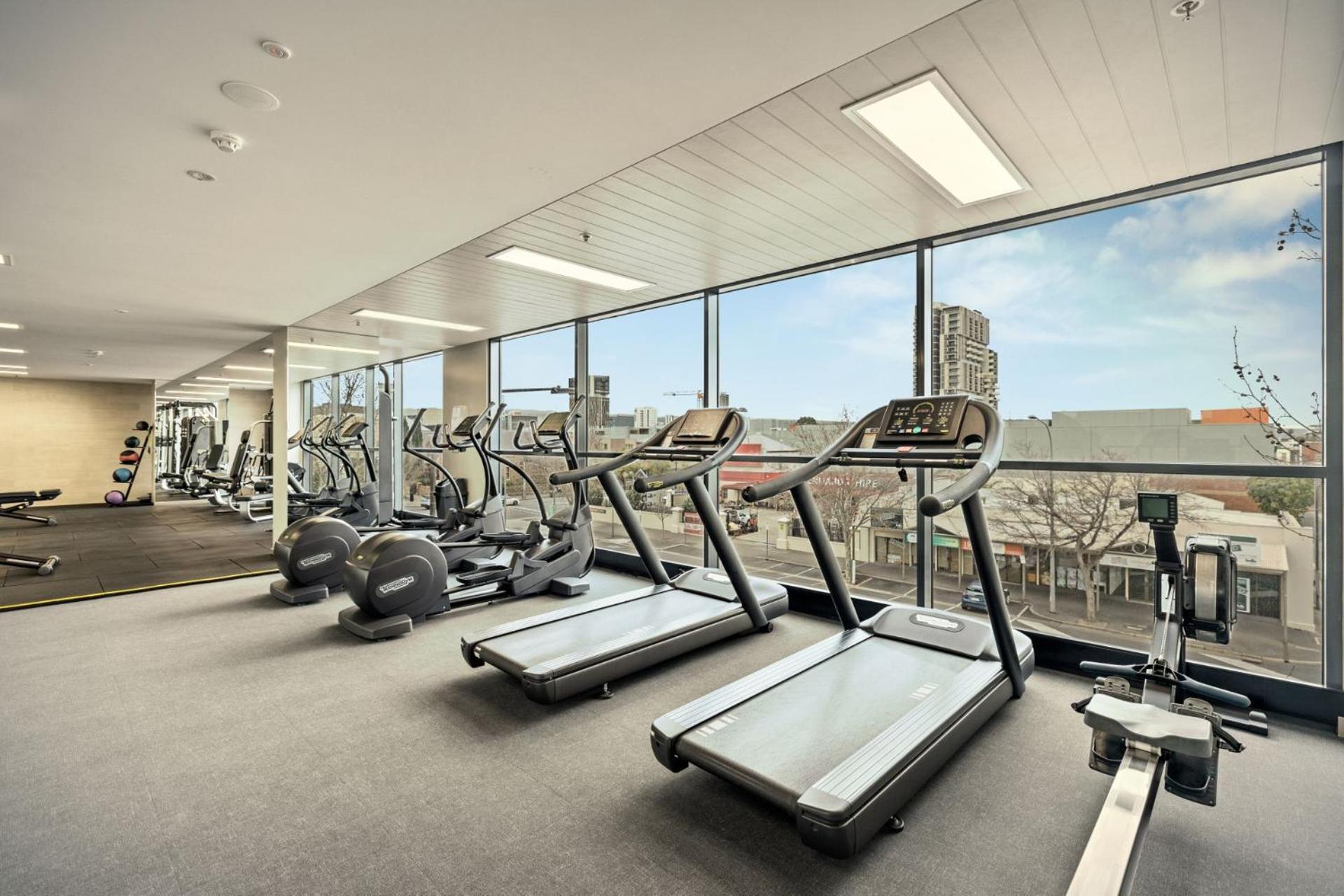 2 BR Apartment with Stunning Views and Car Parking