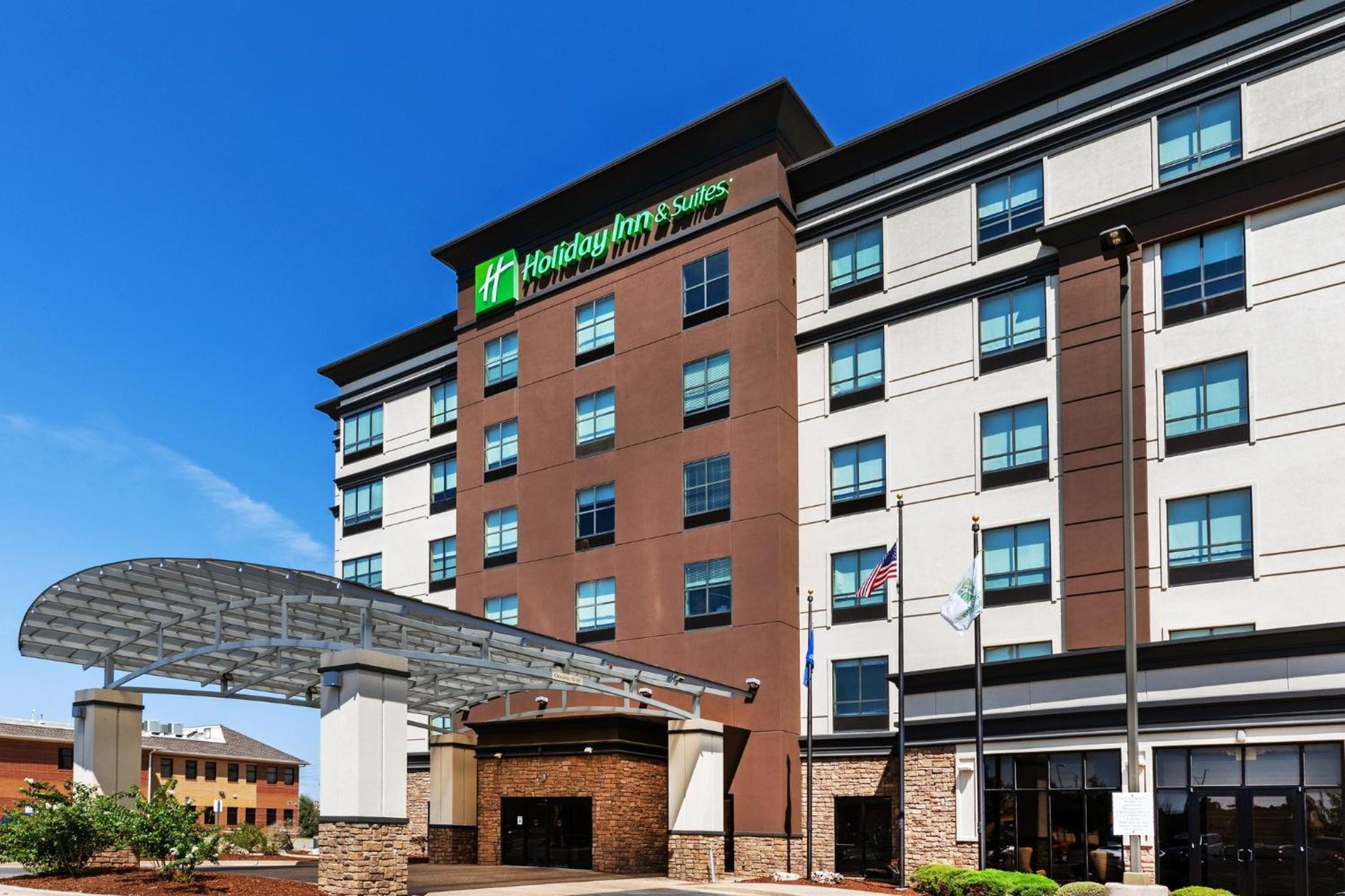 Hotel Holiday Inn Hotel & Suites Tulsa South, an IHG Hotel - Image 1