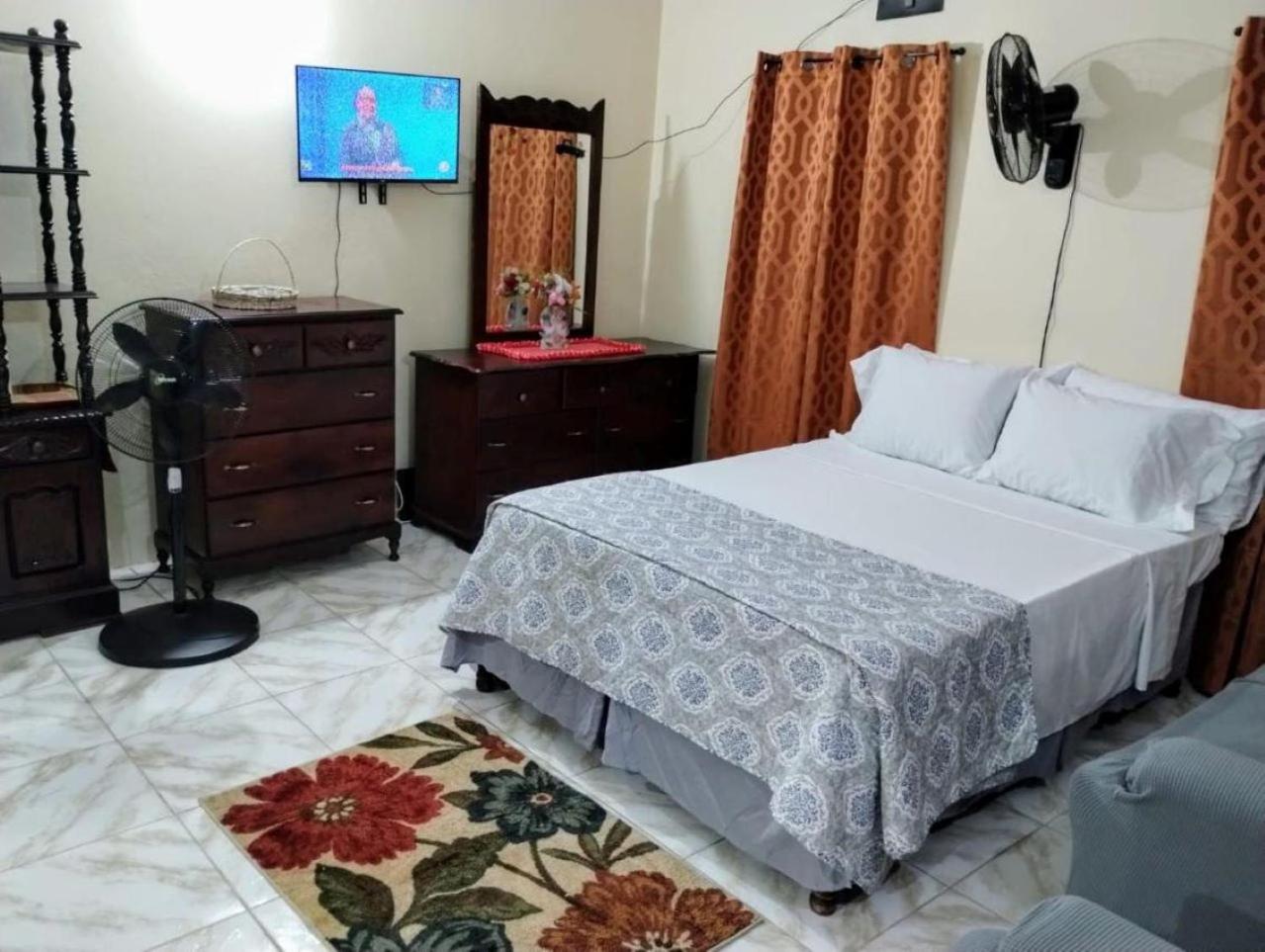 Diana's Portmore Retreat
