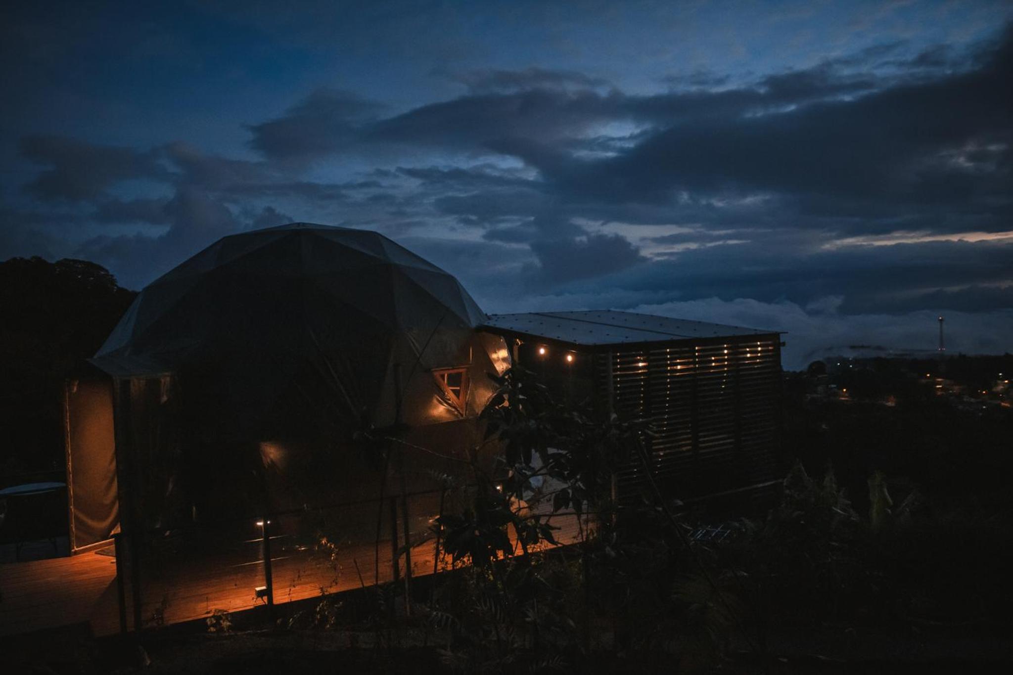 Ananta Forest - Sunset & Gulf View - Glamping Dome and Mountain House