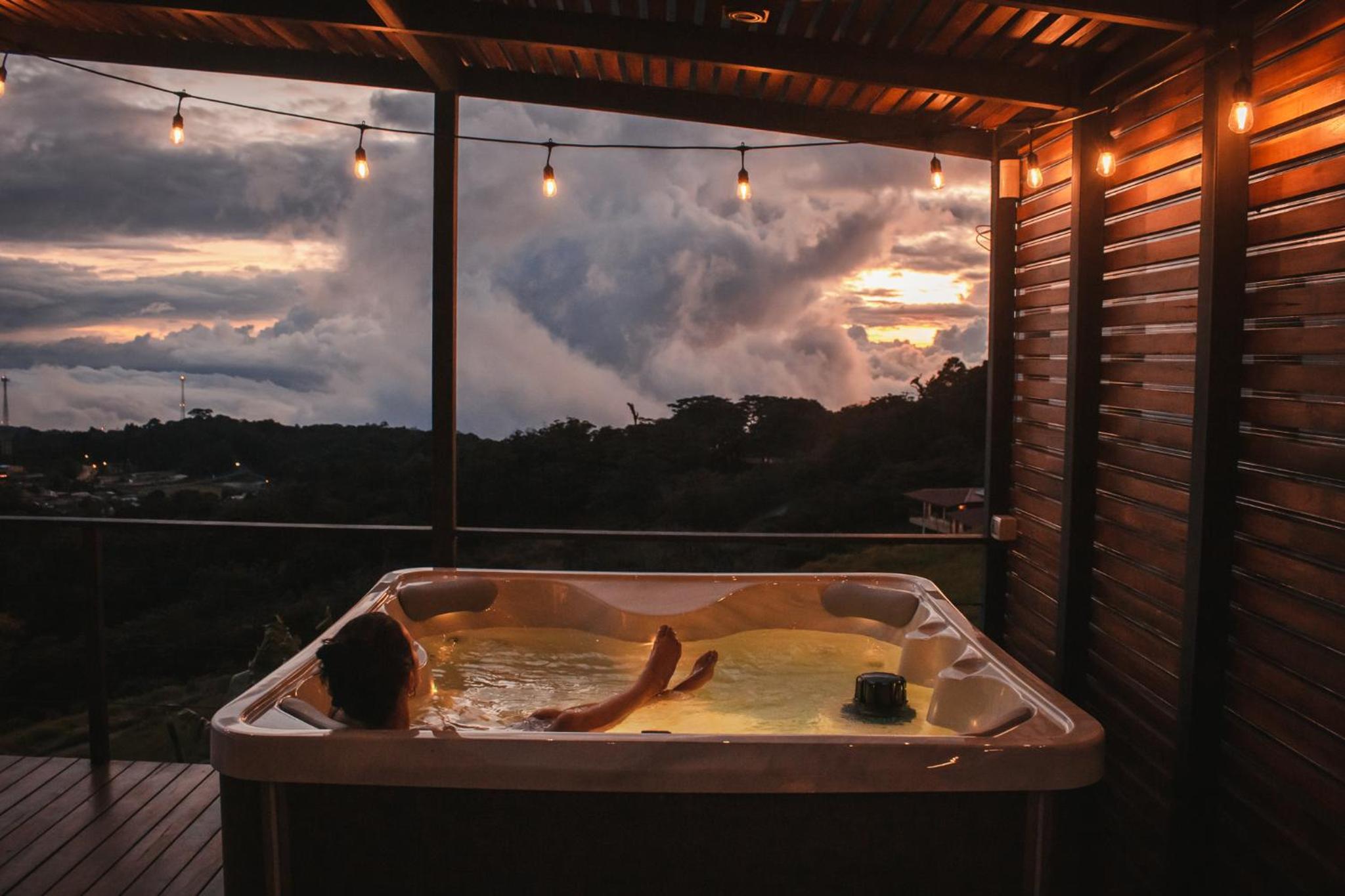 Ananta Forest - Sunset & Gulf View - Glamping Dome and Mountain House