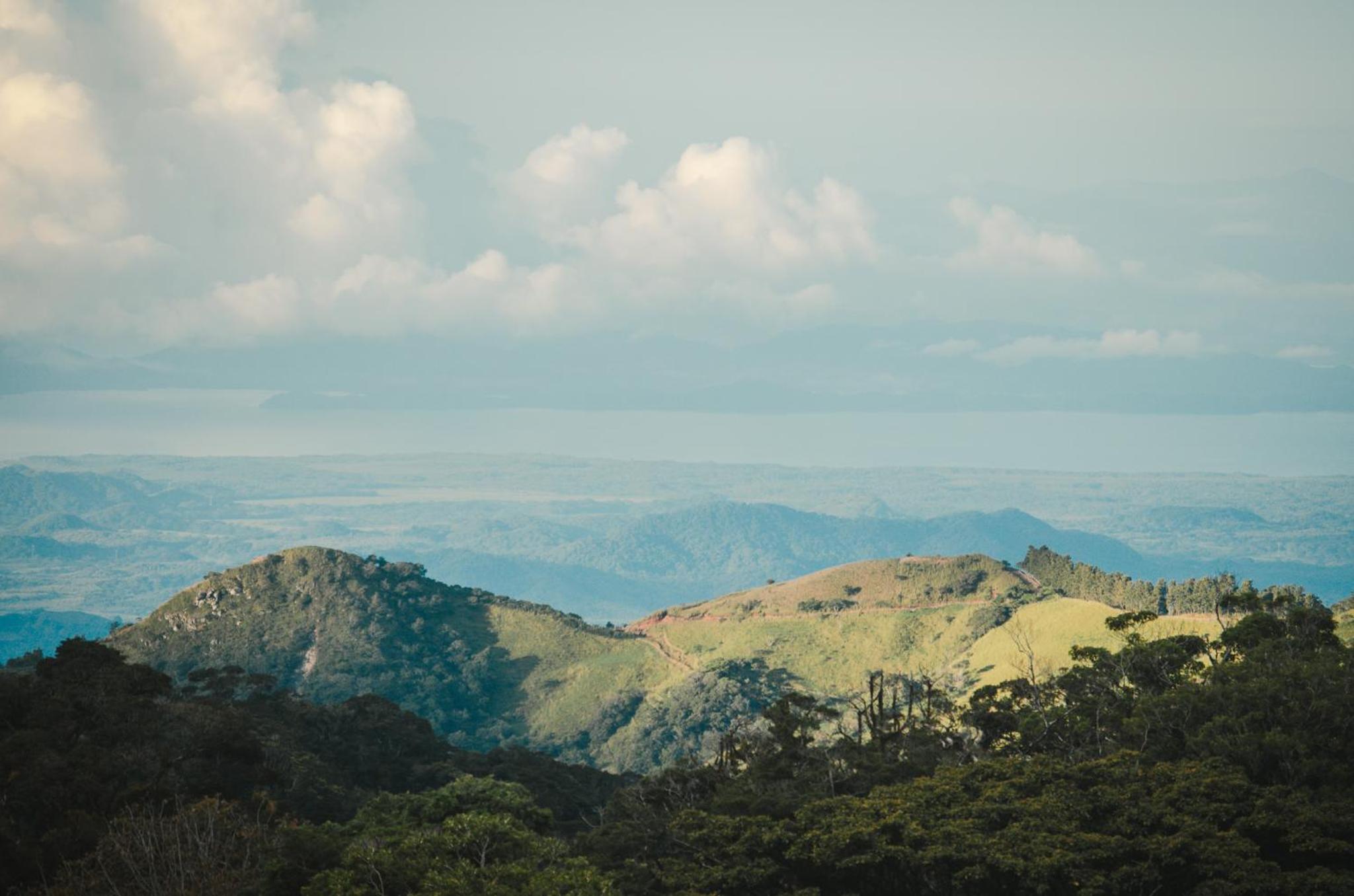 Ananta Forest - Sunset & Gulf View - Glamping Dome and Mountain House