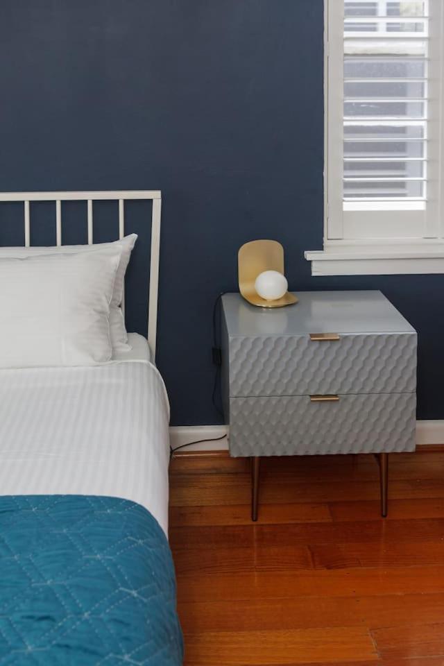 Charnwood Vintage - Effortless Elegance in St Kilda