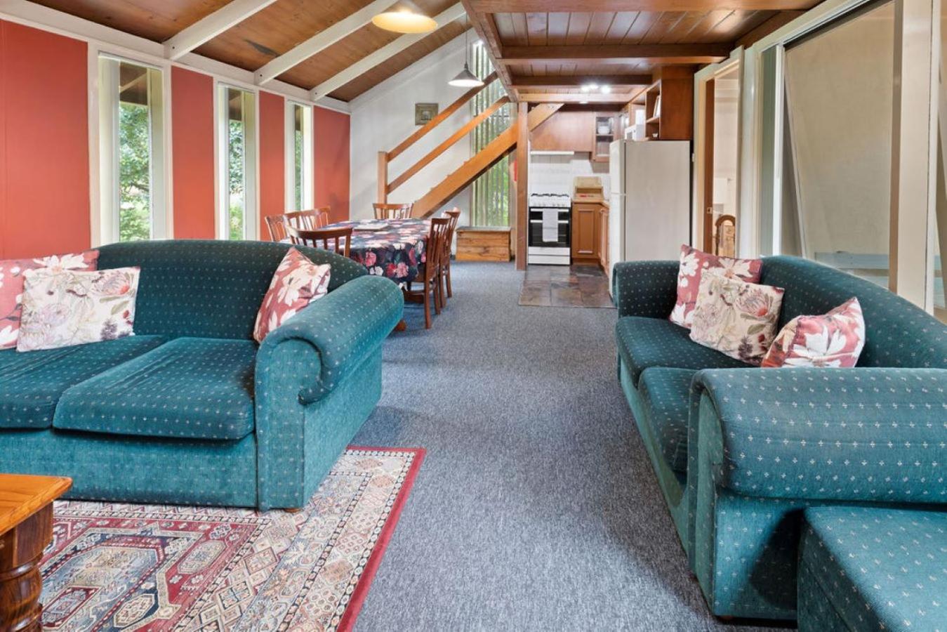 Clarendon Chalets - Property Image 1