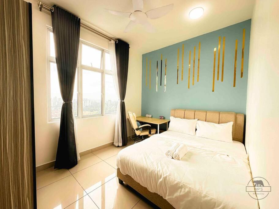 LARKIN SKS HABITAT 2bdr By WP HOMESTAY