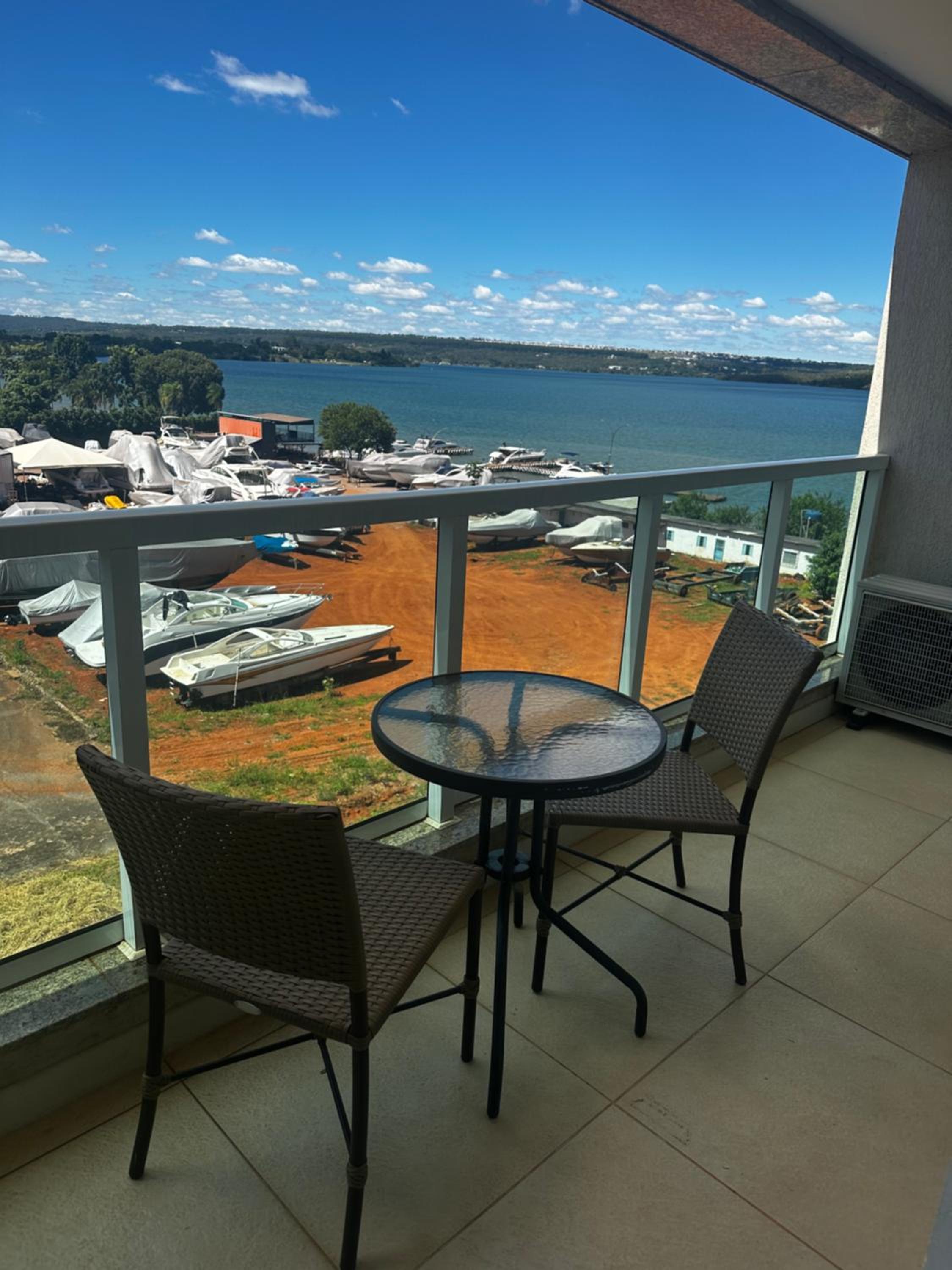 Brisas do Lago - apartamento 4