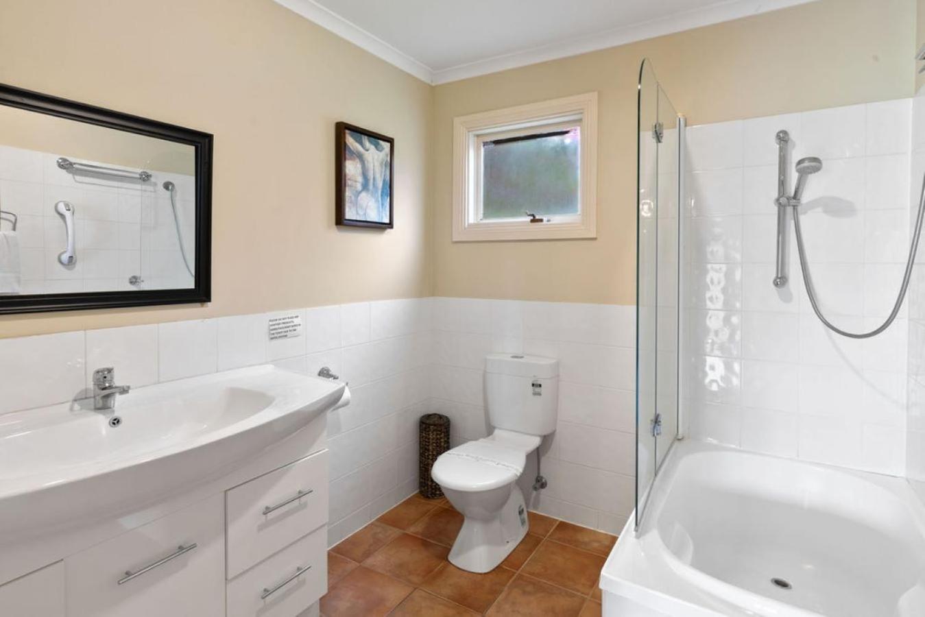 Clarendon Chalets - Property Image 22