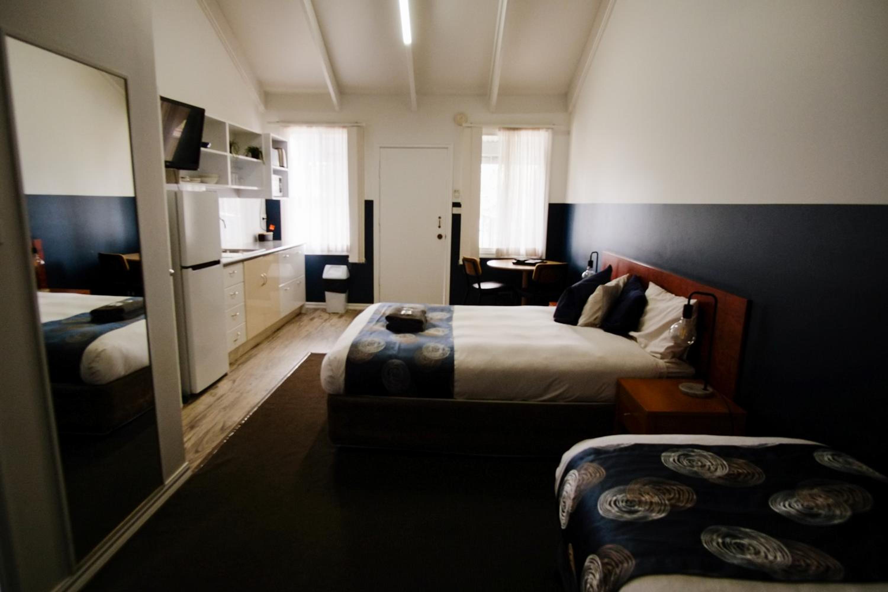 Canberra Ave Villas