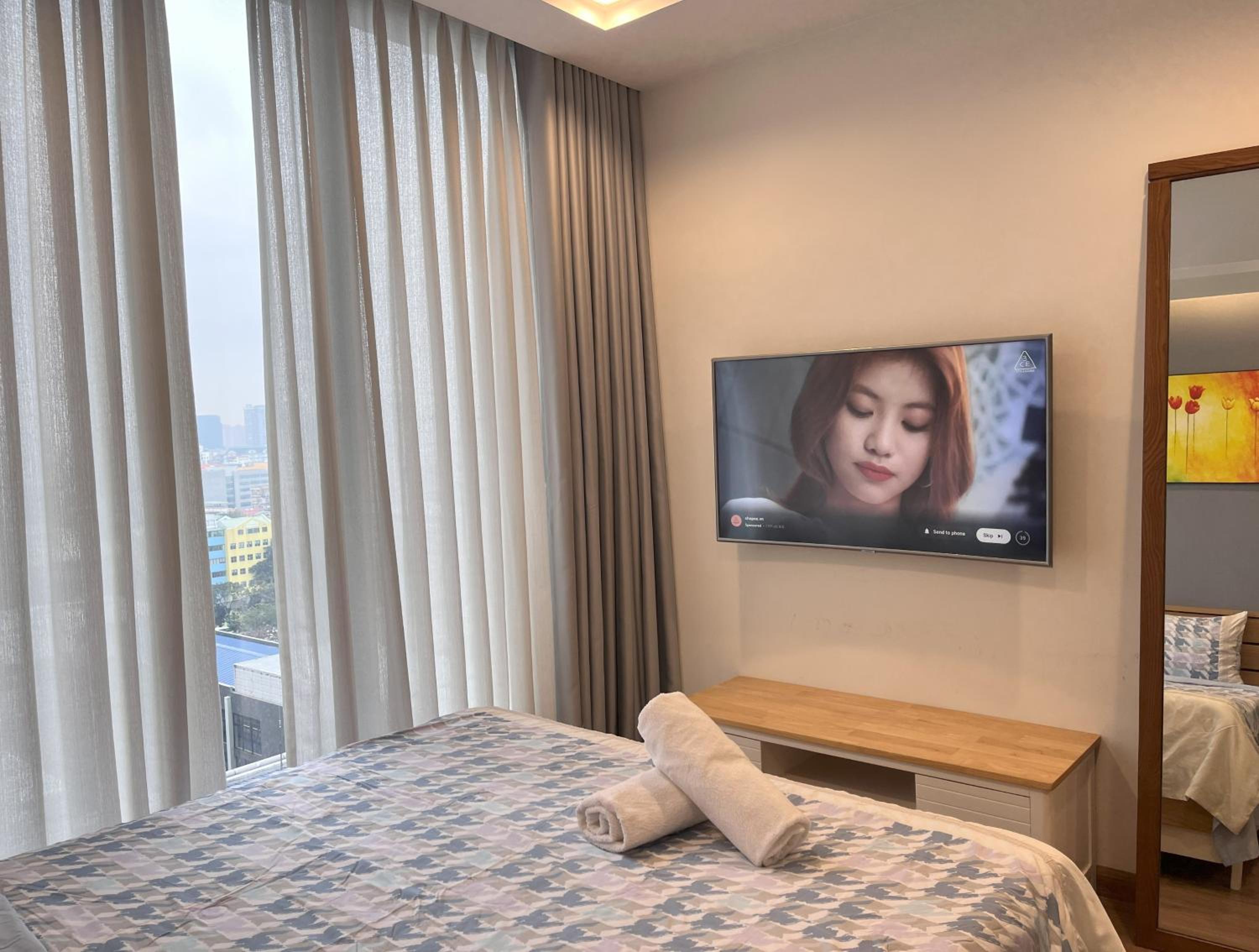 Vinhomes Metropolis Luxury Apartment 2 Br