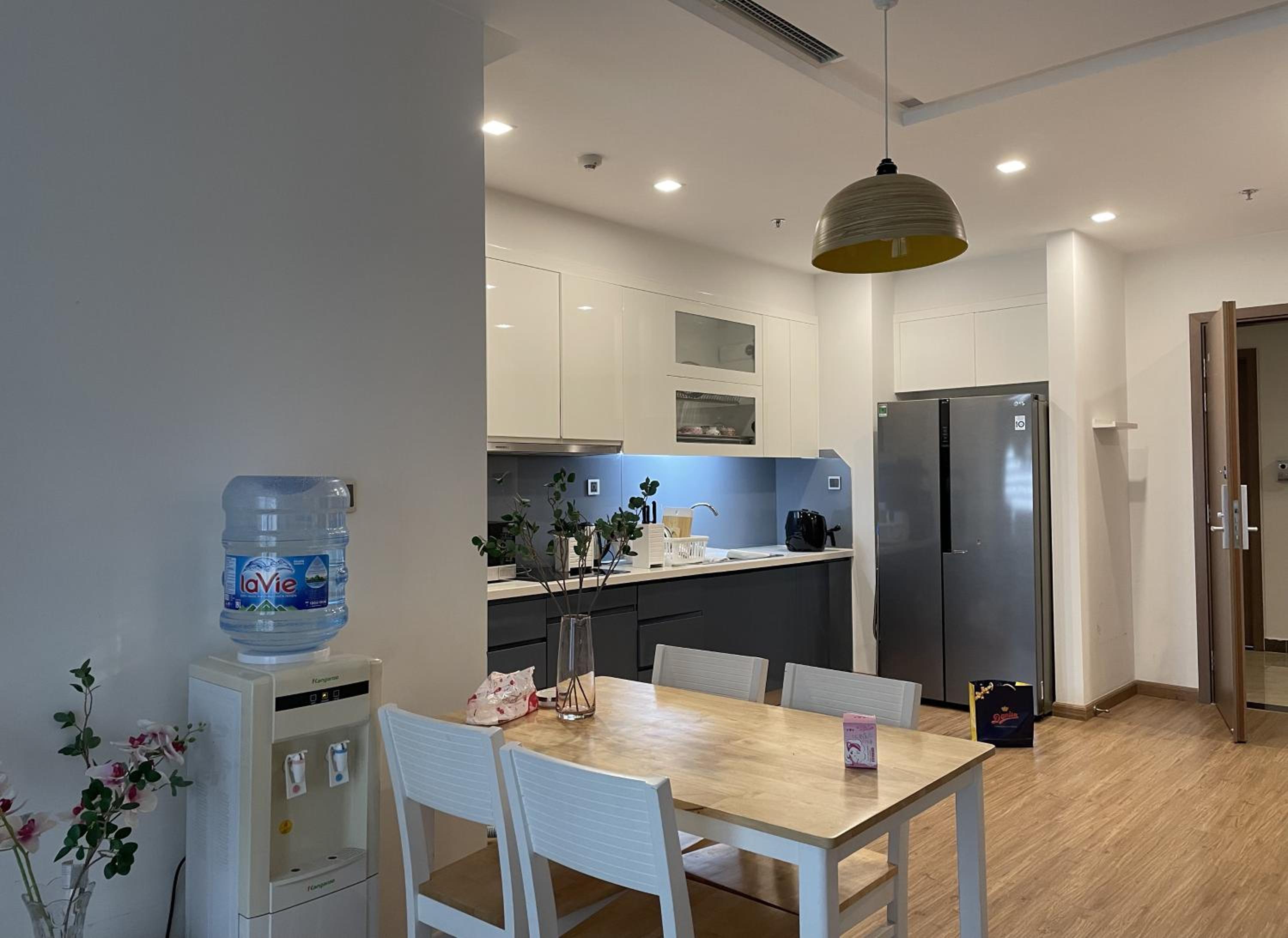 Vinhomes Metropolis Luxury Apartment 2 Br