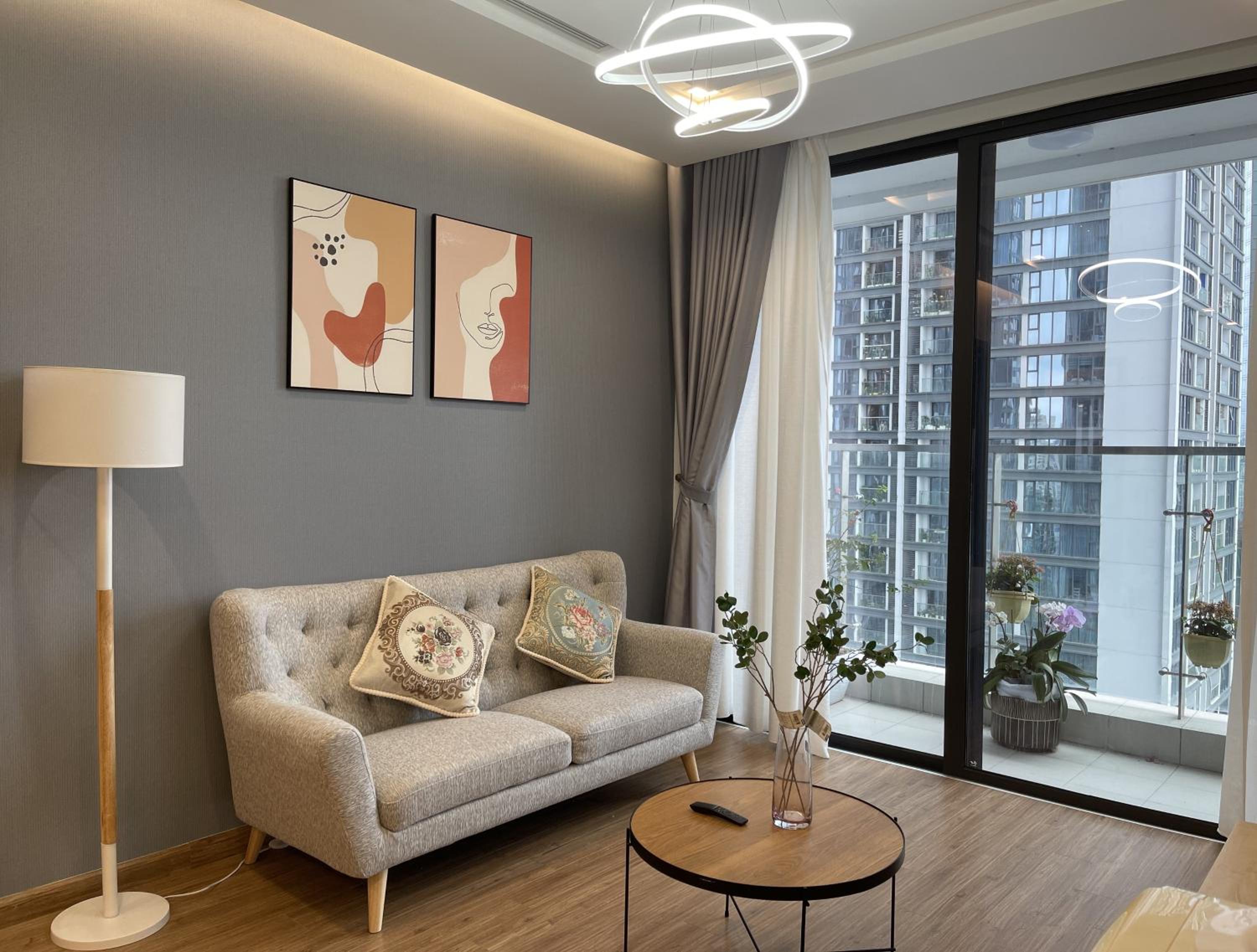 Vinhomes Metropolis Luxury Apartment 2 Br