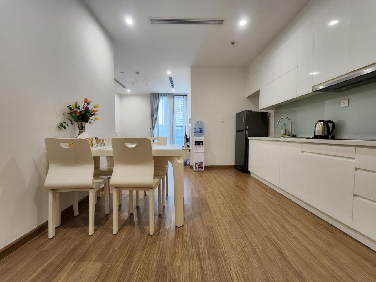 Vinhomes SkyLake 1BR Service Apartment City View - Hagi APT