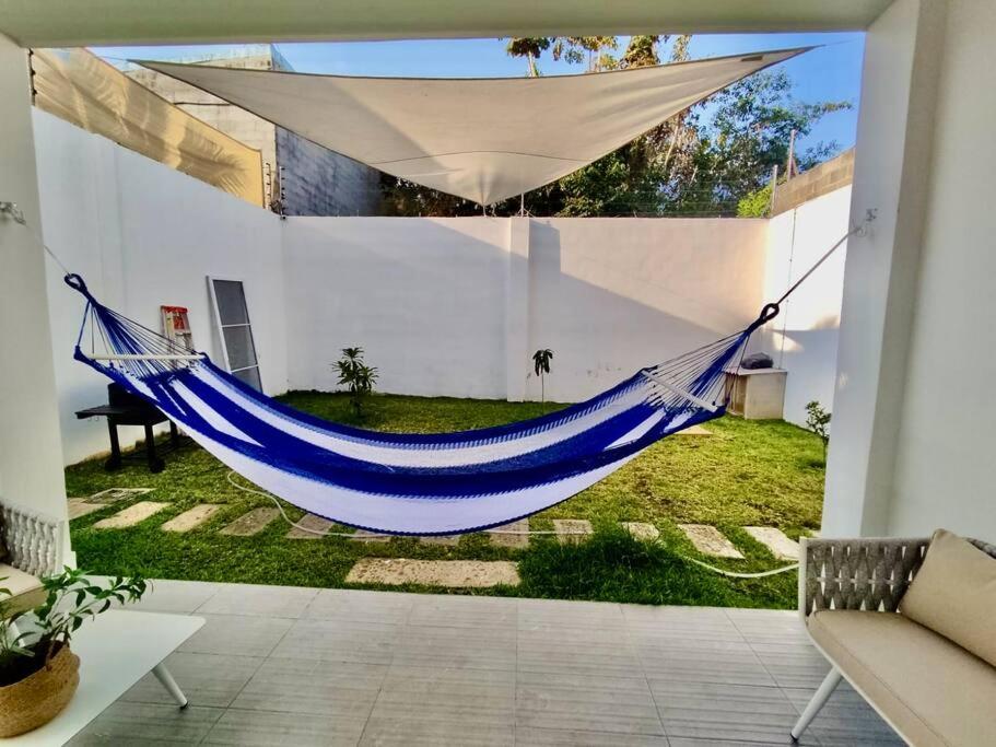 Guanaco House El Salvador AC, Wi-Fi, Hot Water view 5