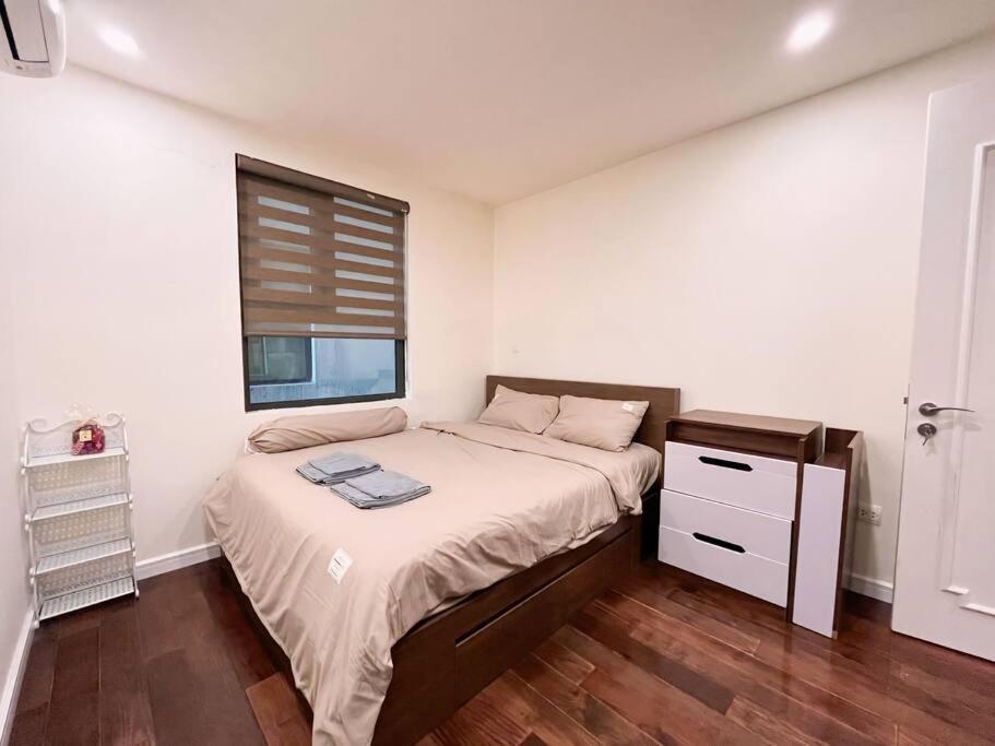 West Lake D’ Leroi Soleil 3 bedroom Apt