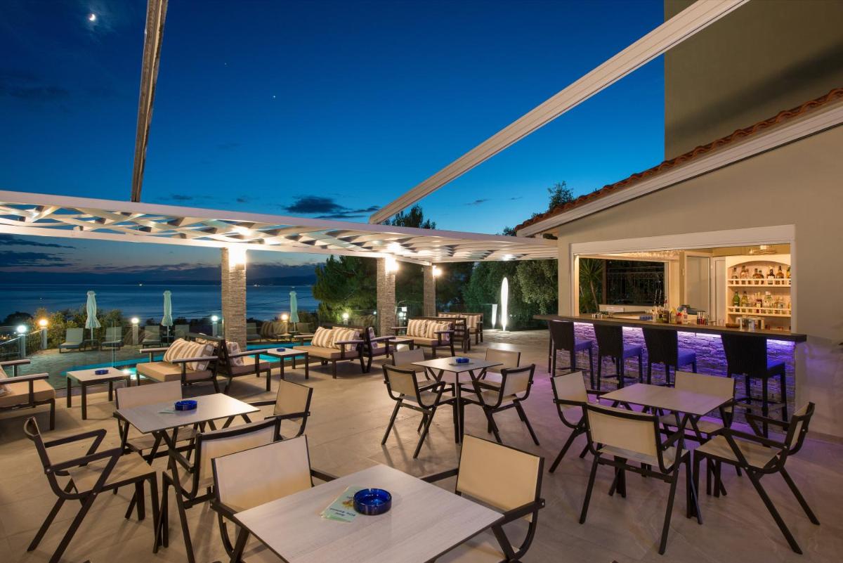 outdoor BBQ area