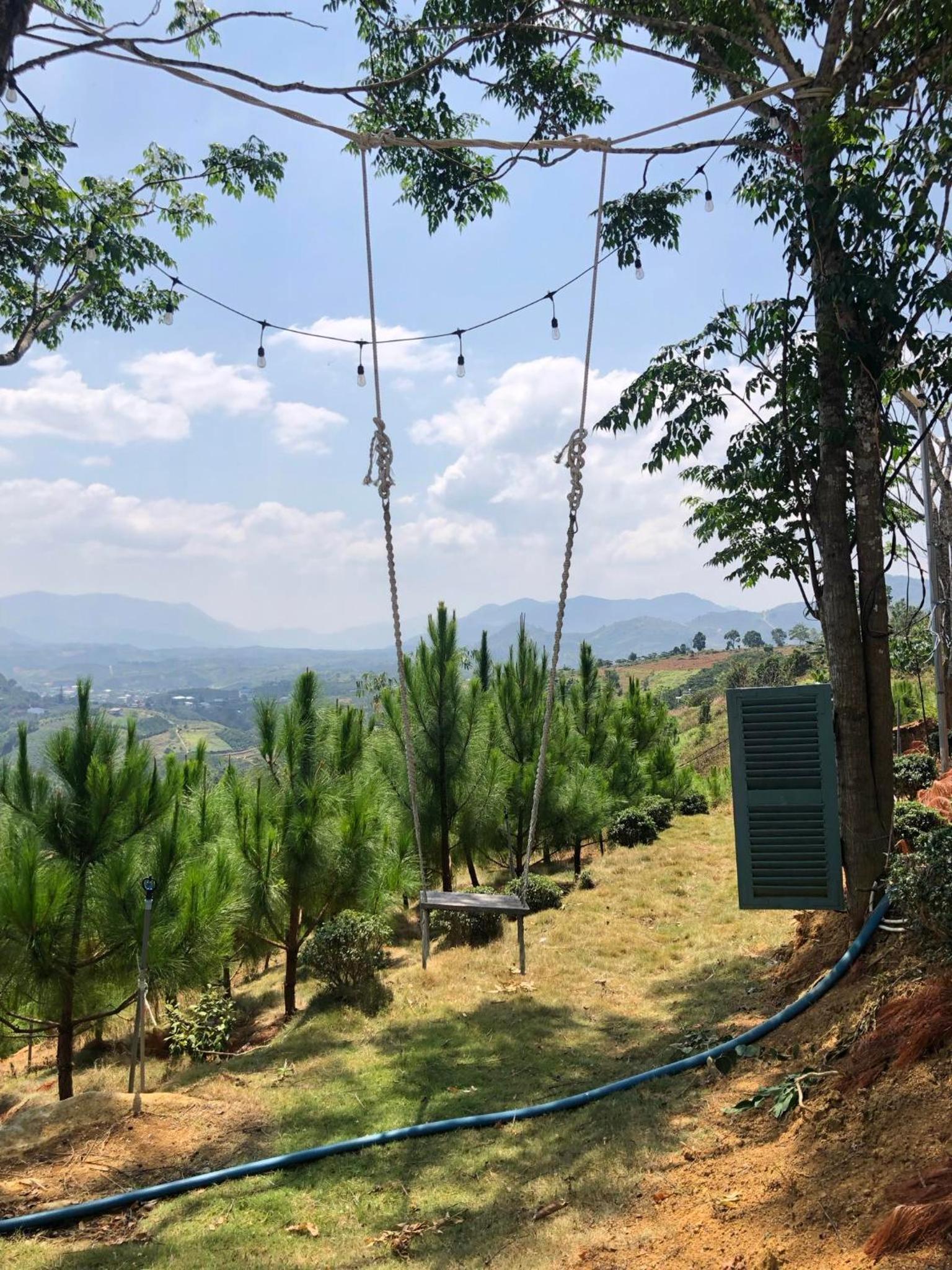 Đồi Hoa Đỏ Homestay