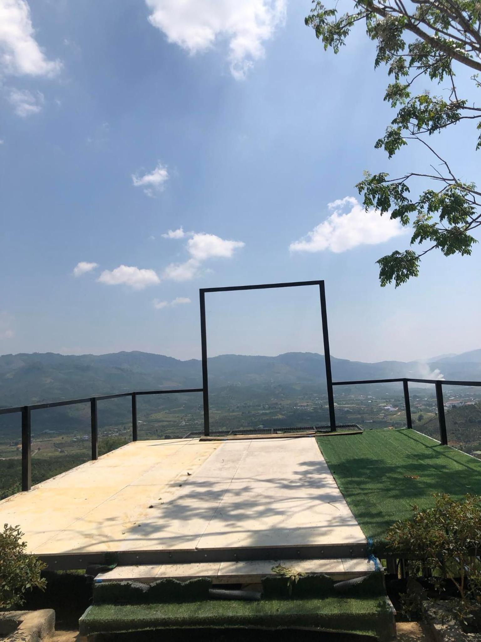 Đồi Hoa Đỏ Homestay