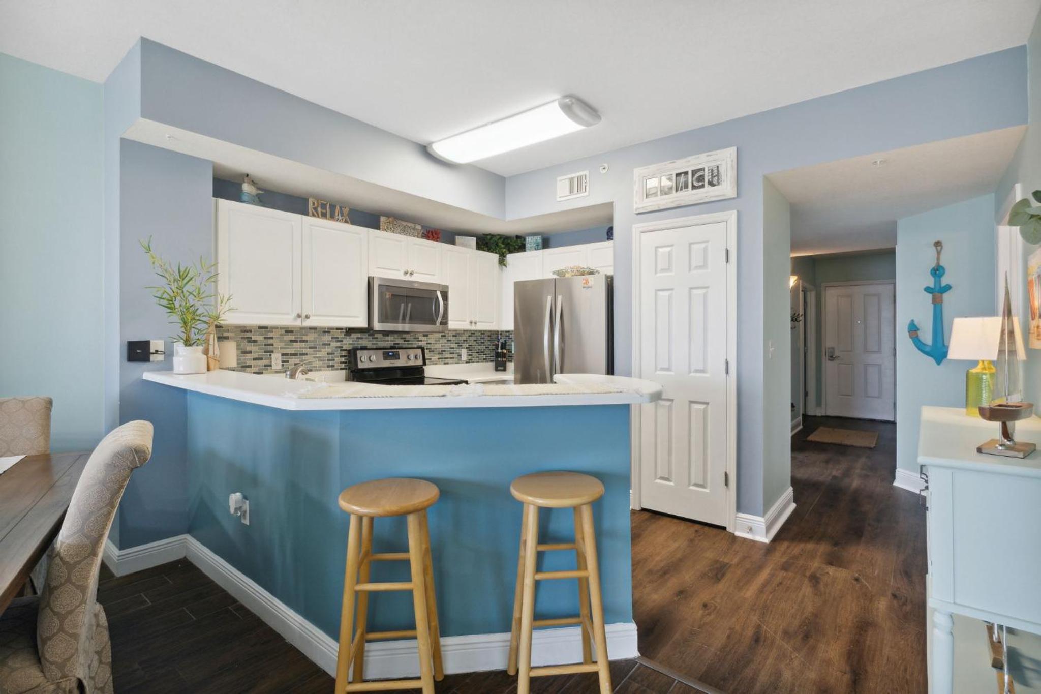 BEACH PARADISE CONDO