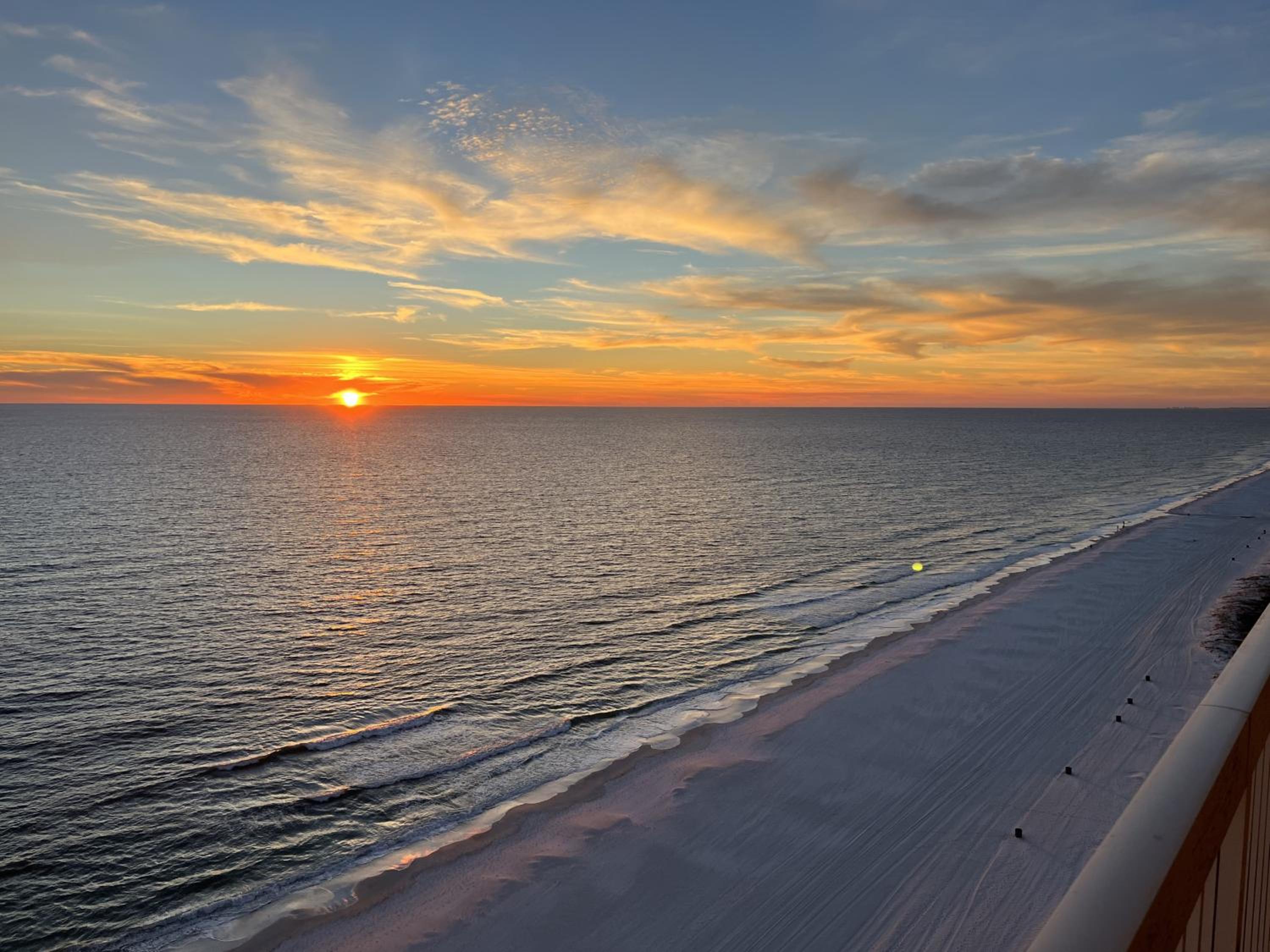 BEACH PARADISE CONDO