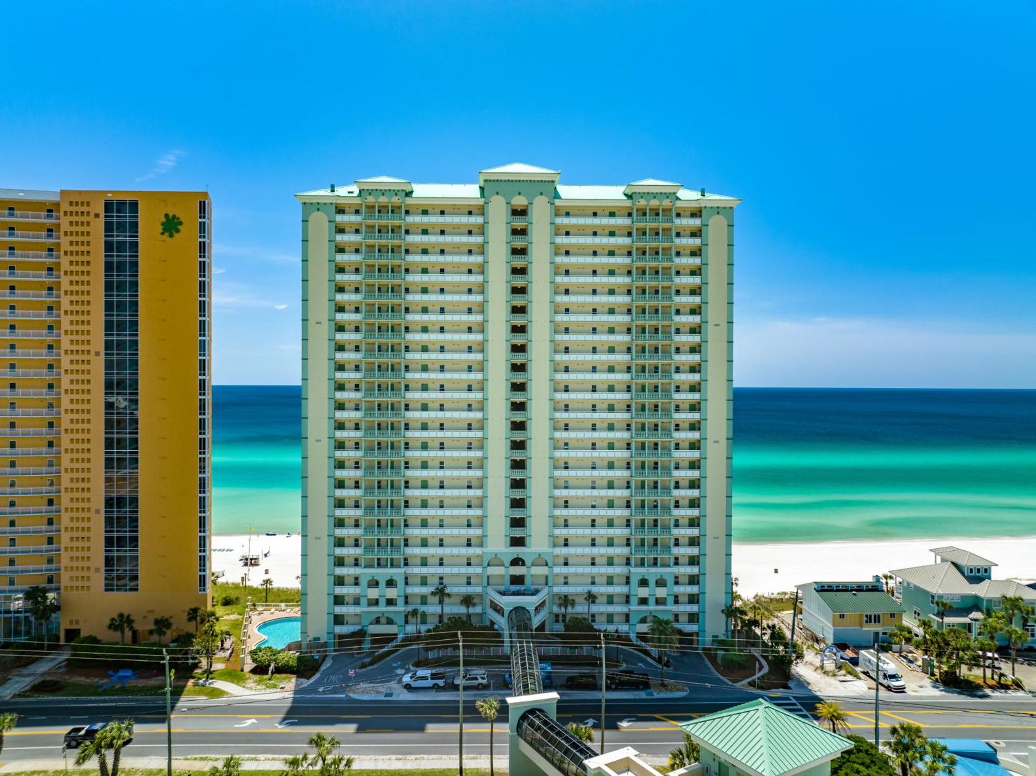 BEACH PARADISE CONDO