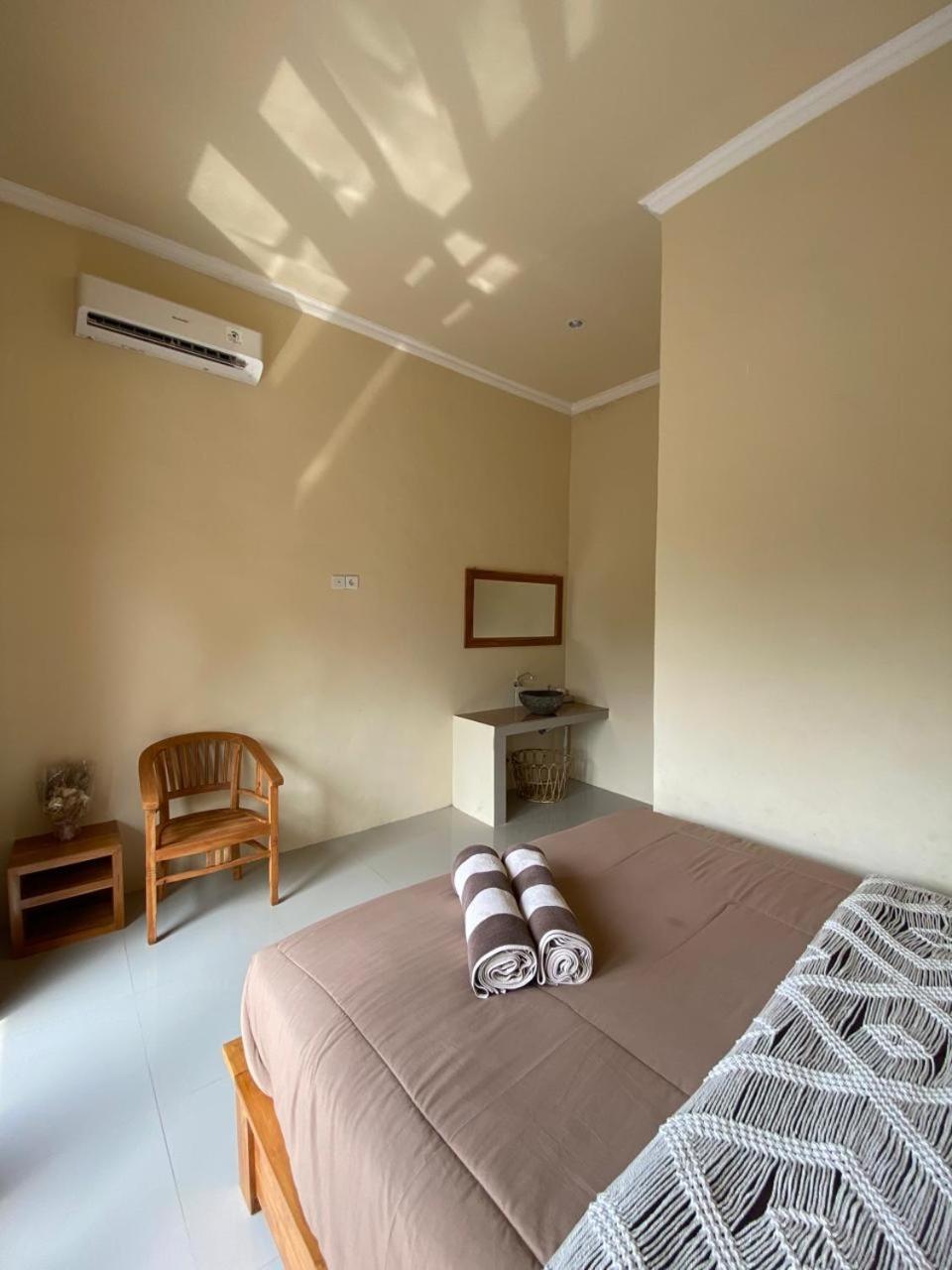 Sumbul View Surfcamp