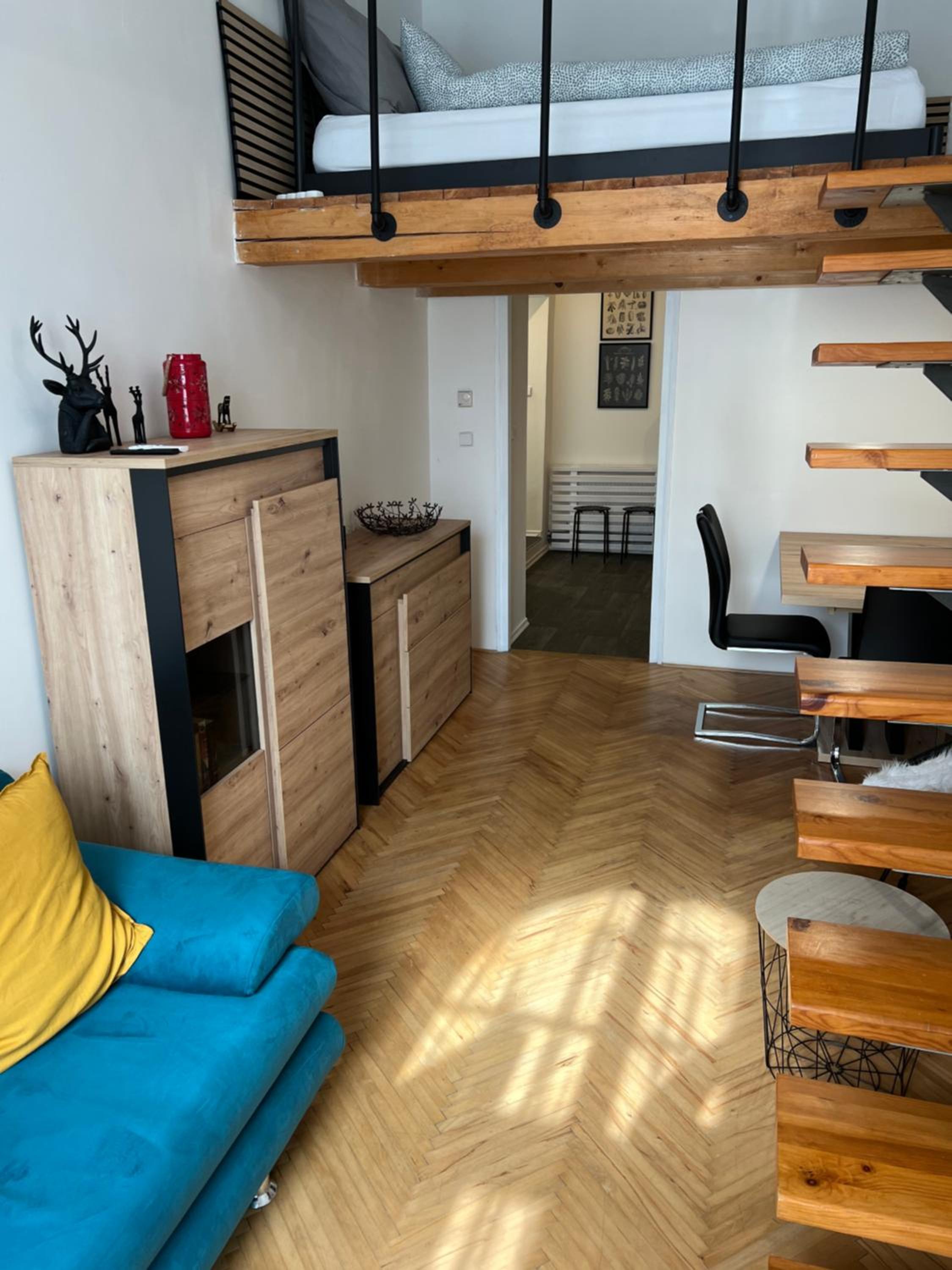 Apartment plus parking