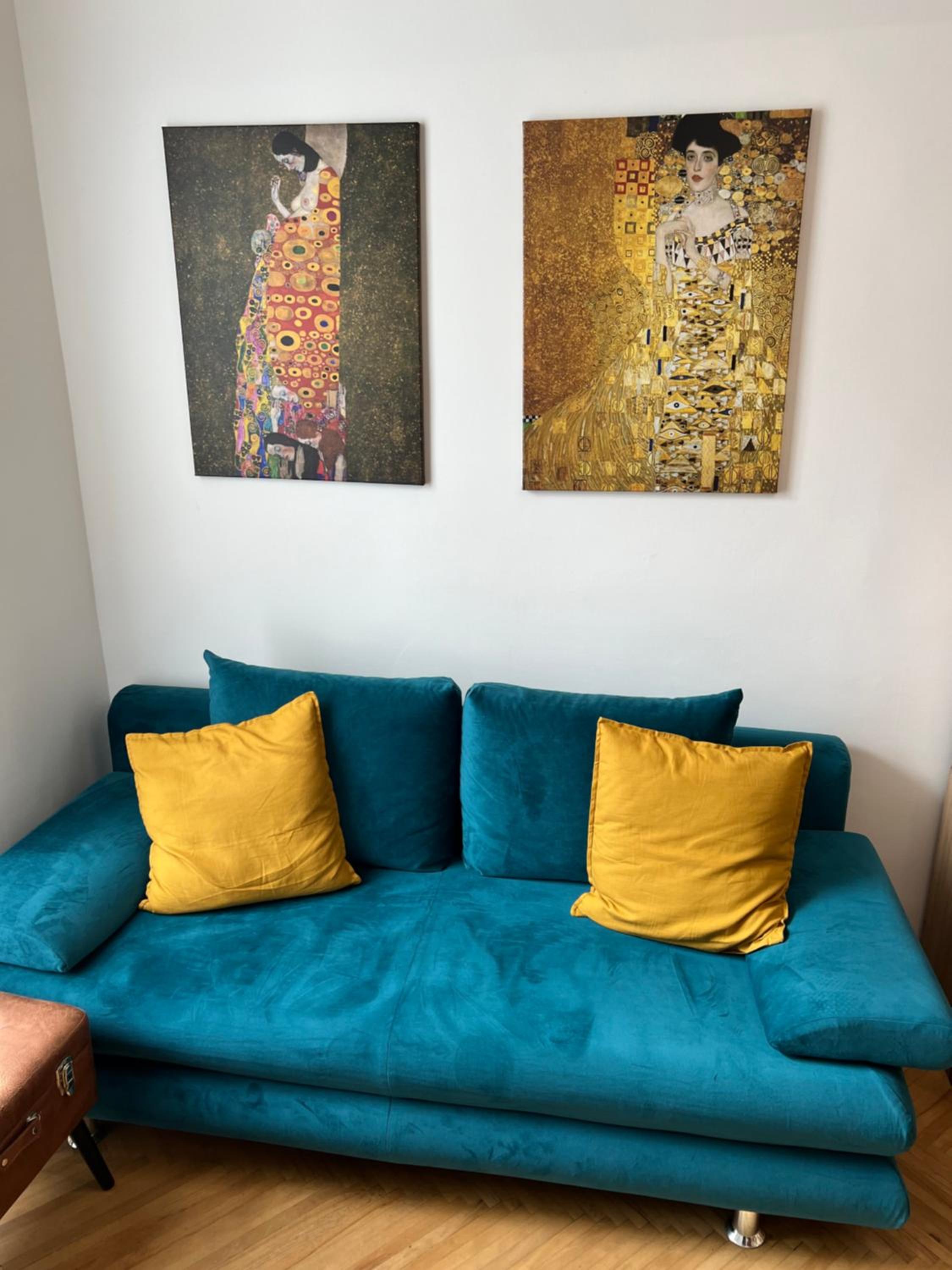 Apartment plus parking