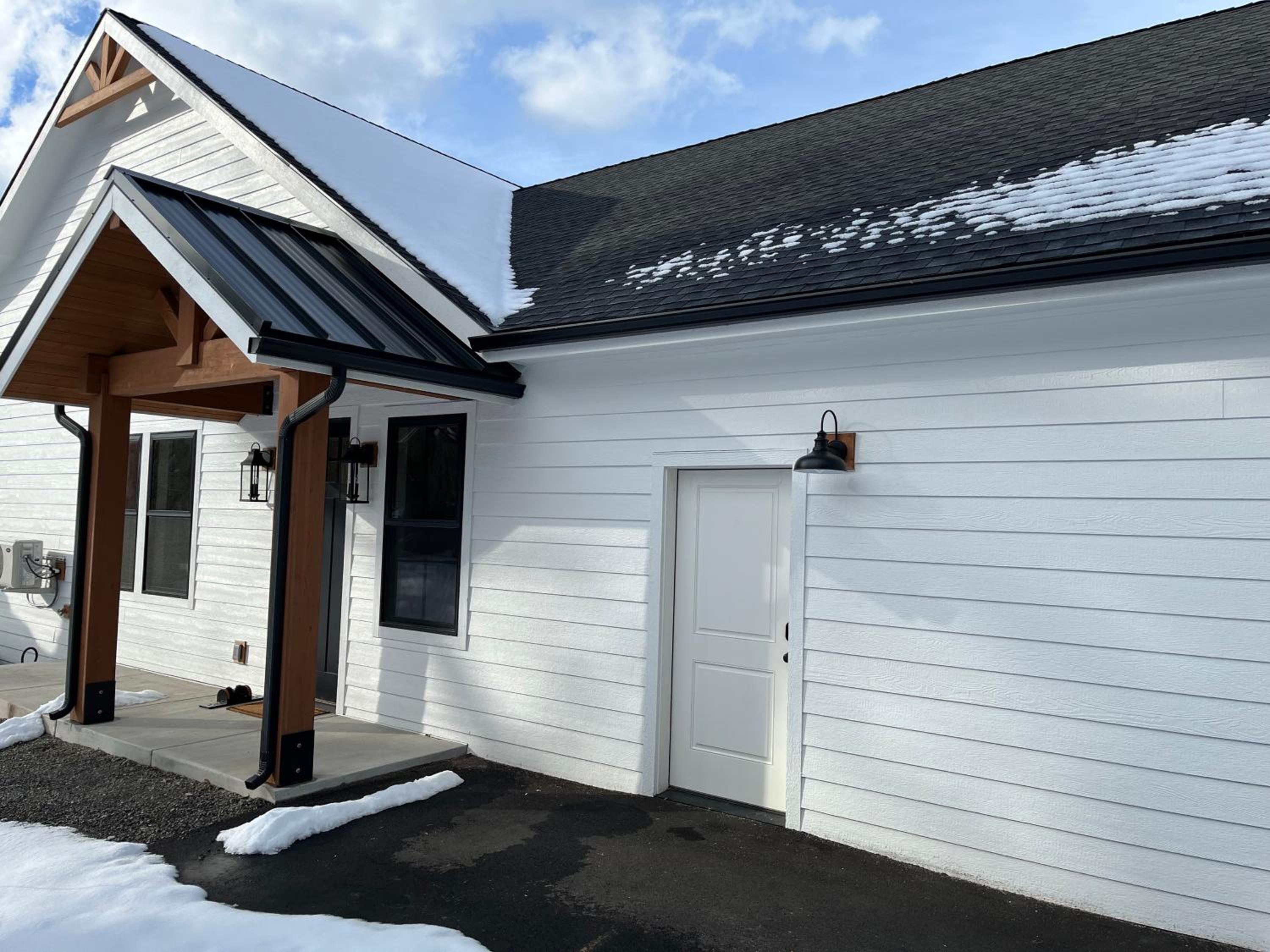 Baby Birch Banks Guest House on Lake Pend Oreille view 4