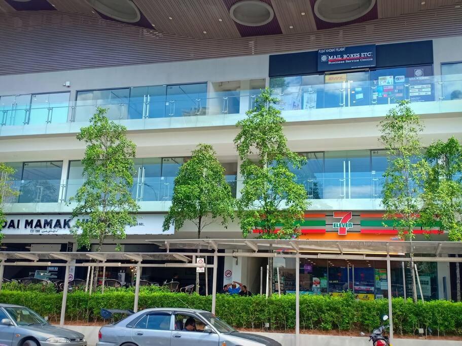 MyCrib19*The Robertson KL - Bukit Bintang Pavilion