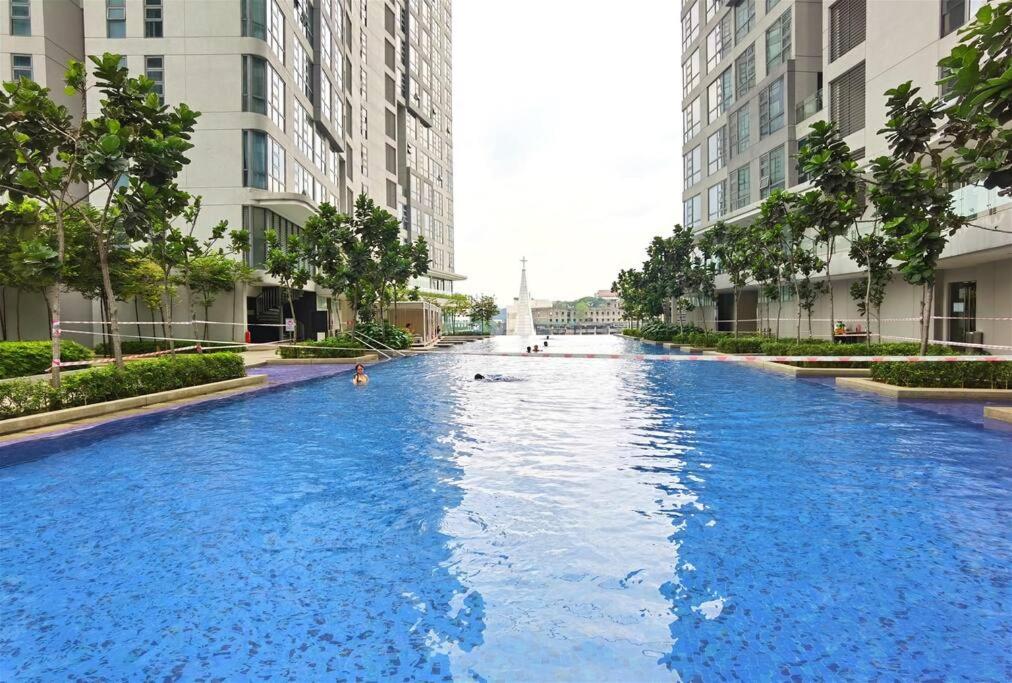 MyCrib19*The Robertson KL - Bukit Bintang Pavilion