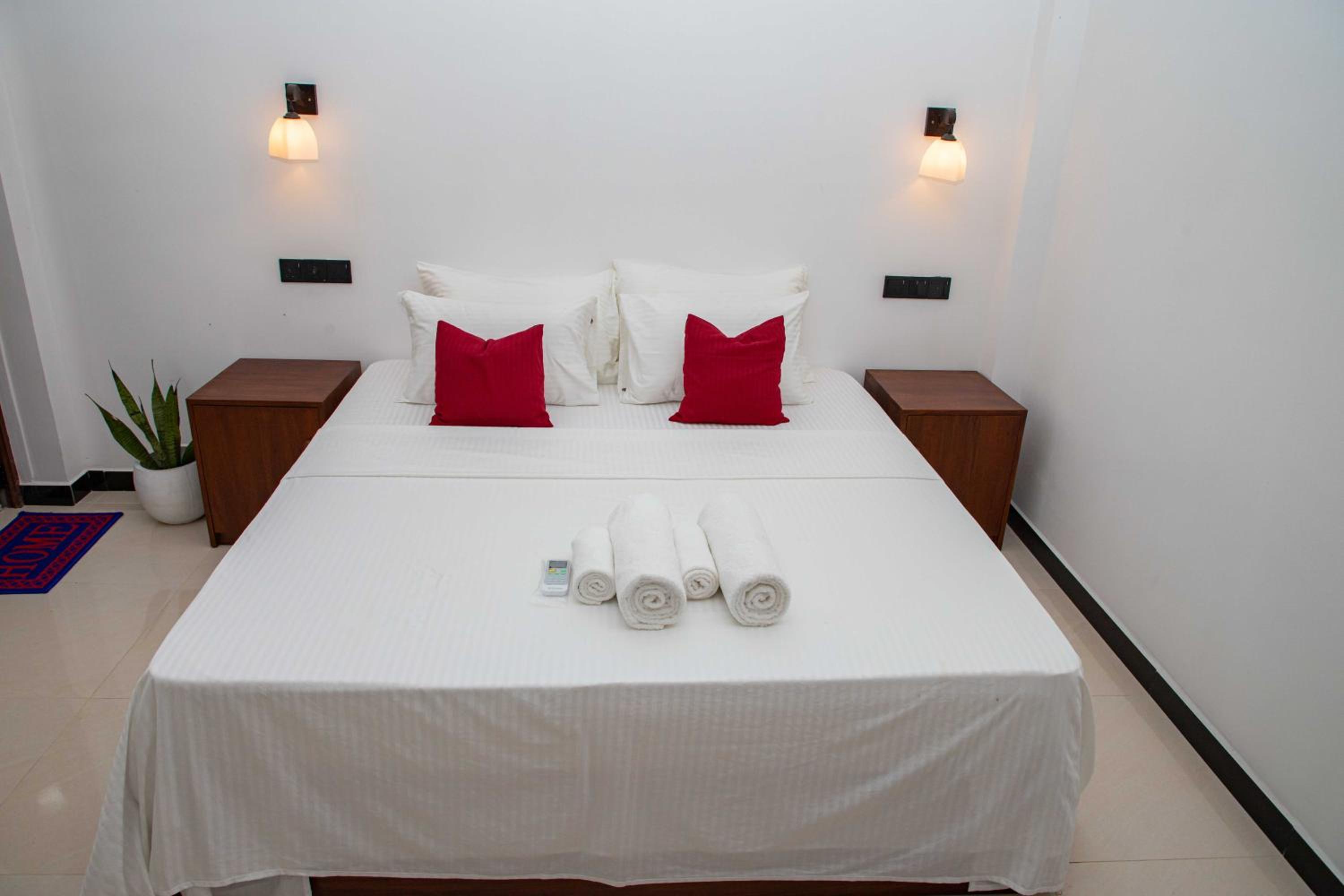 Randon Resort Mirissa