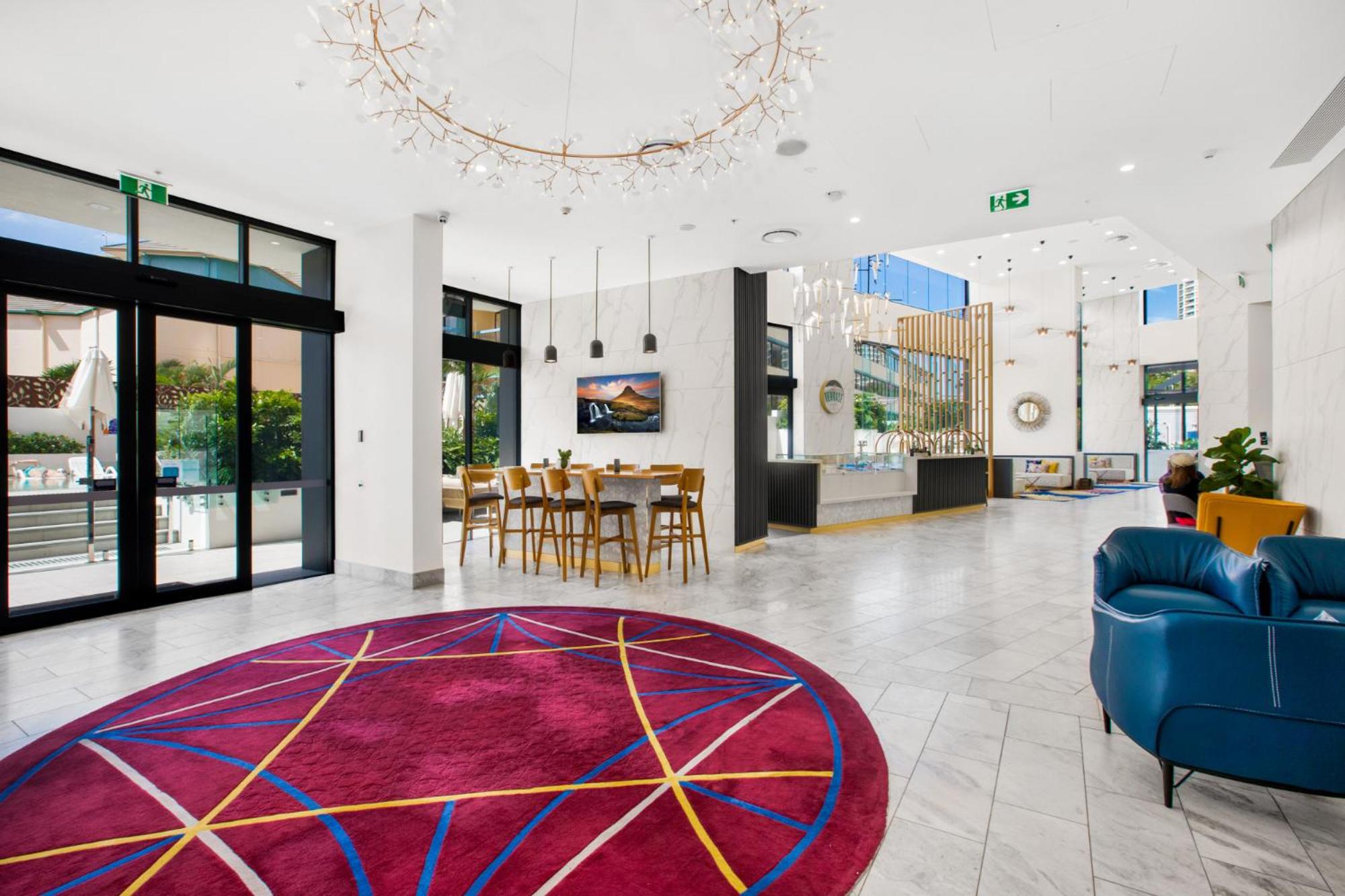 Surfers Paradise 1-Bed with Pool Sauna Gym & BBQ