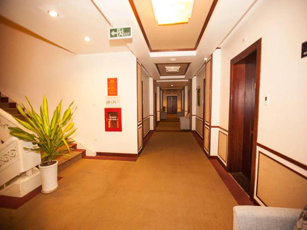Sao Mai Hotel HN - by BAY LUXURY