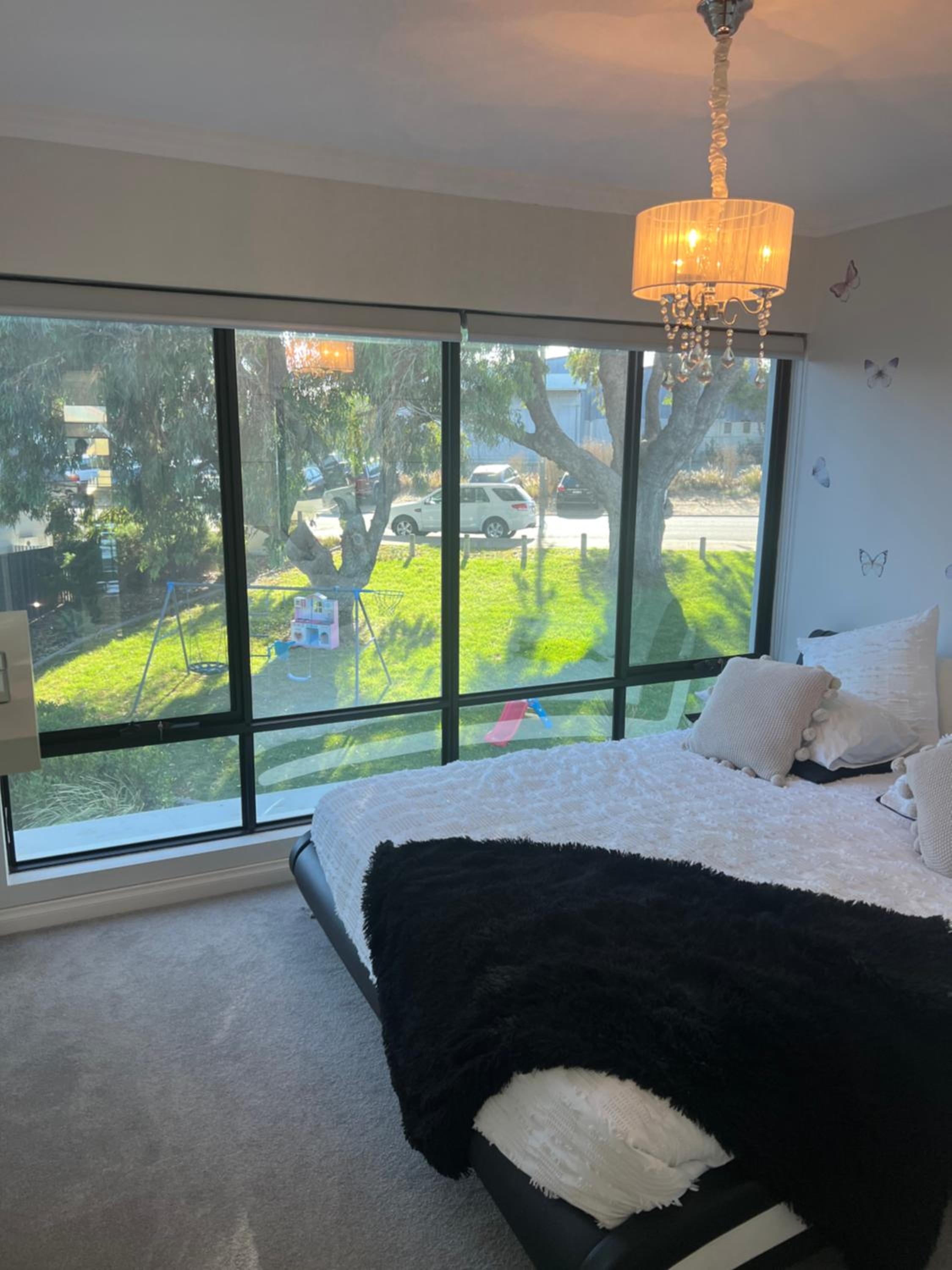 Ultra Modern Villa Walk to the Beach