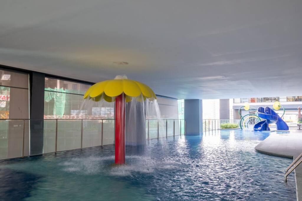 City Lights SweetHome@Sunway Velocity Two 3BR2Bath