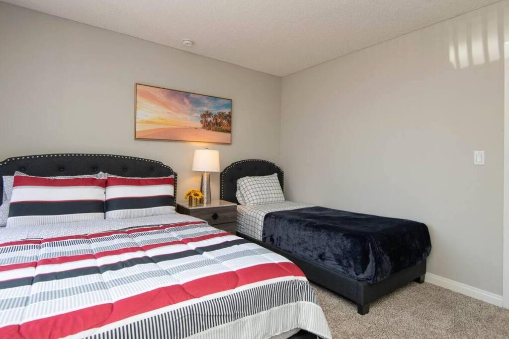 Hollywood 2Bed Apt w Rooftop pool & Panoramic View
