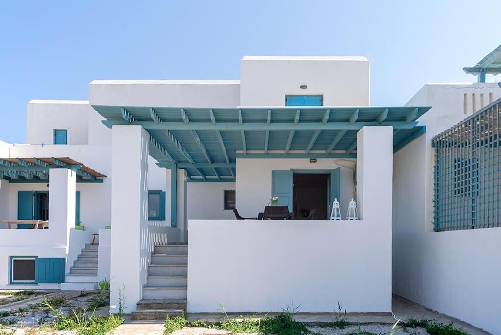 Beachside House in Naousa view 4