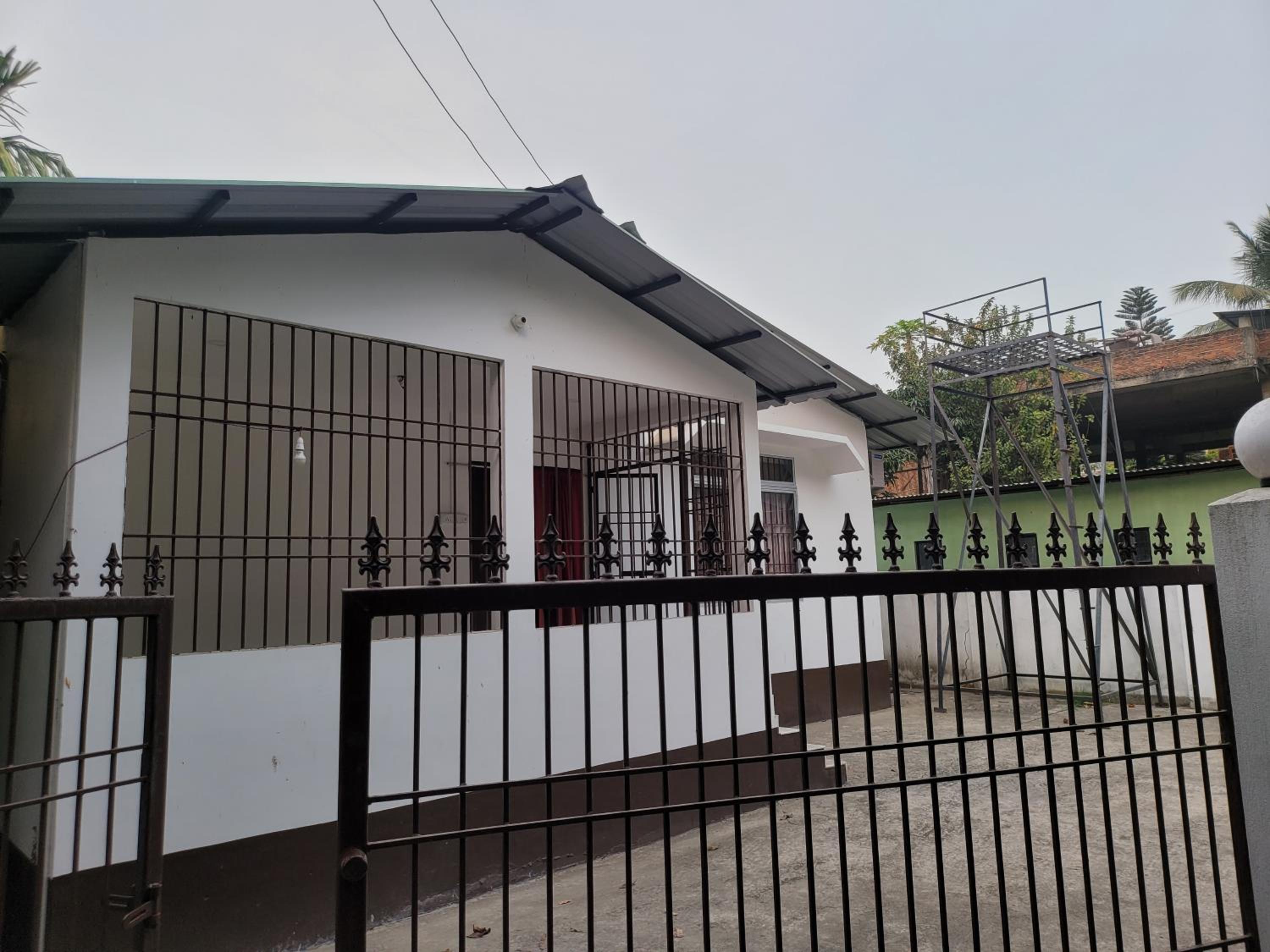 Independent villa